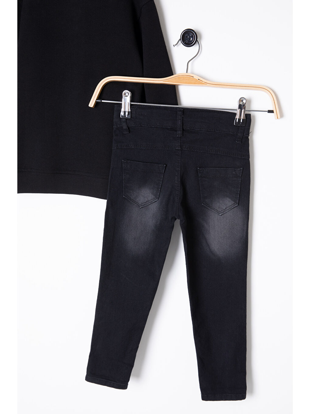 Siyah Fermuar Yakalı Sweatshirt ve Jean Pantolonlu Erkek Çocuk Takım 20107-4