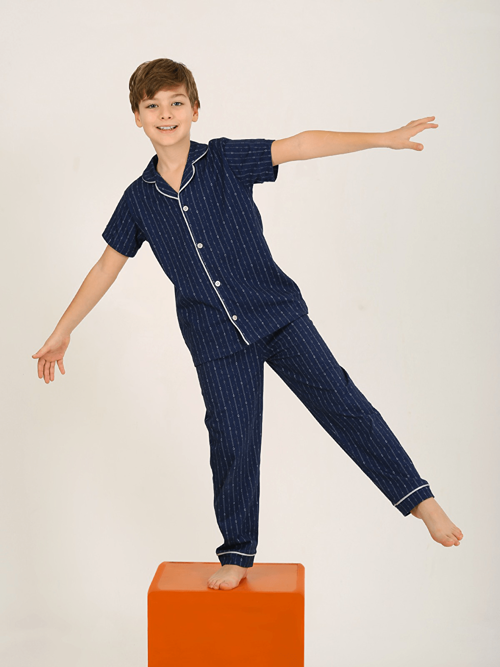 Lacivert Erkek Çocuk Kısa Kollu Düğmeli %100 Pamuklu Pijama Takımı Beta