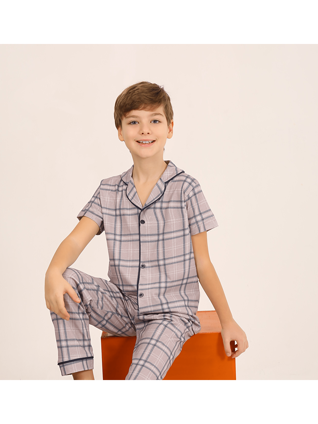 Gri Erkek Çocuk Kısa Kollu Düğmeli %100 Pamuklu Pijama Takımı Cooper