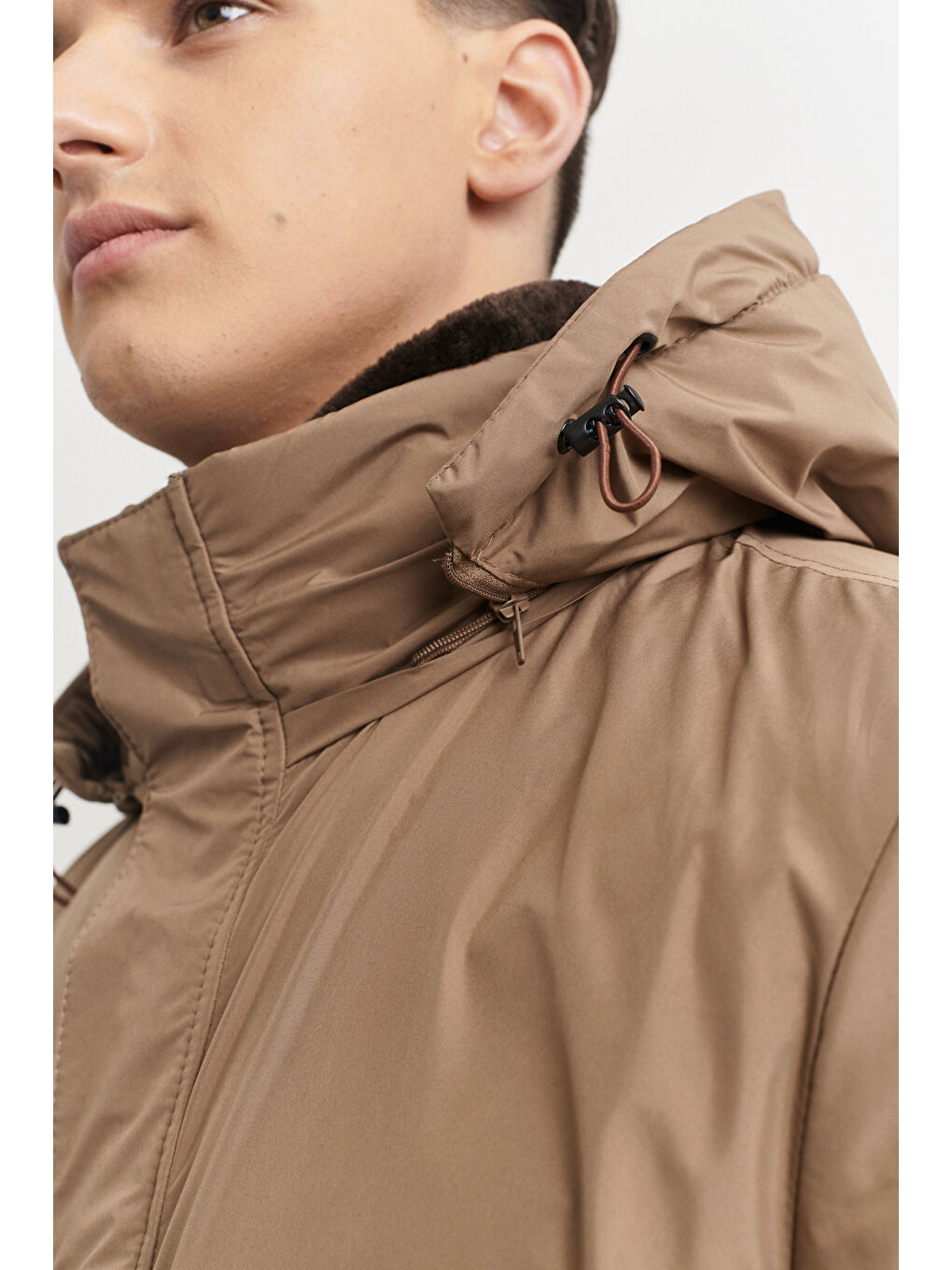 Bej Erkek Vizon Standart Fit Normal Kesim Yaka İçi Kürklü Kışlık Mont-3