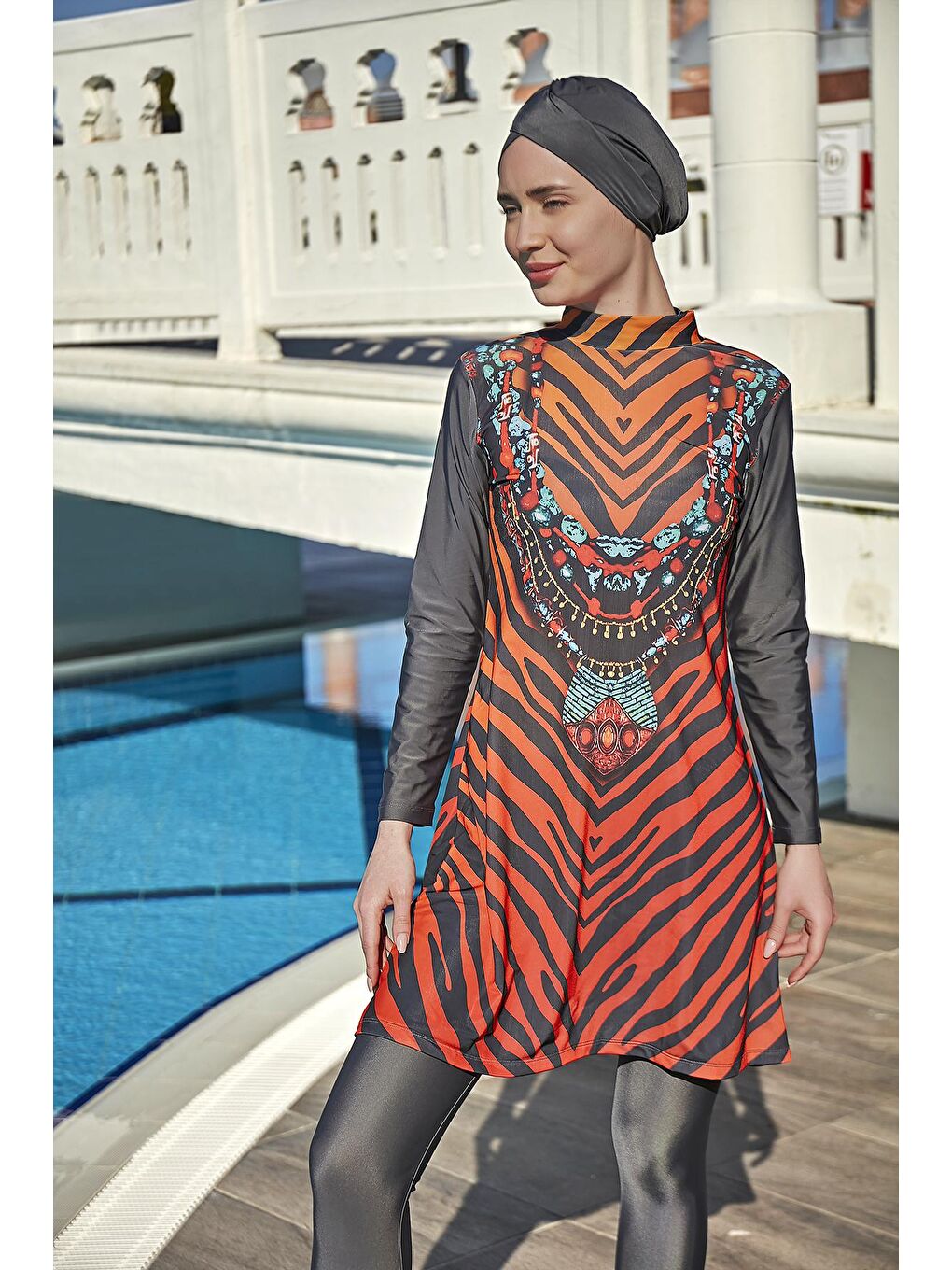 Gri Tasarım Tam Kapalı Tesettür Mayo 900-305 Kenya-1