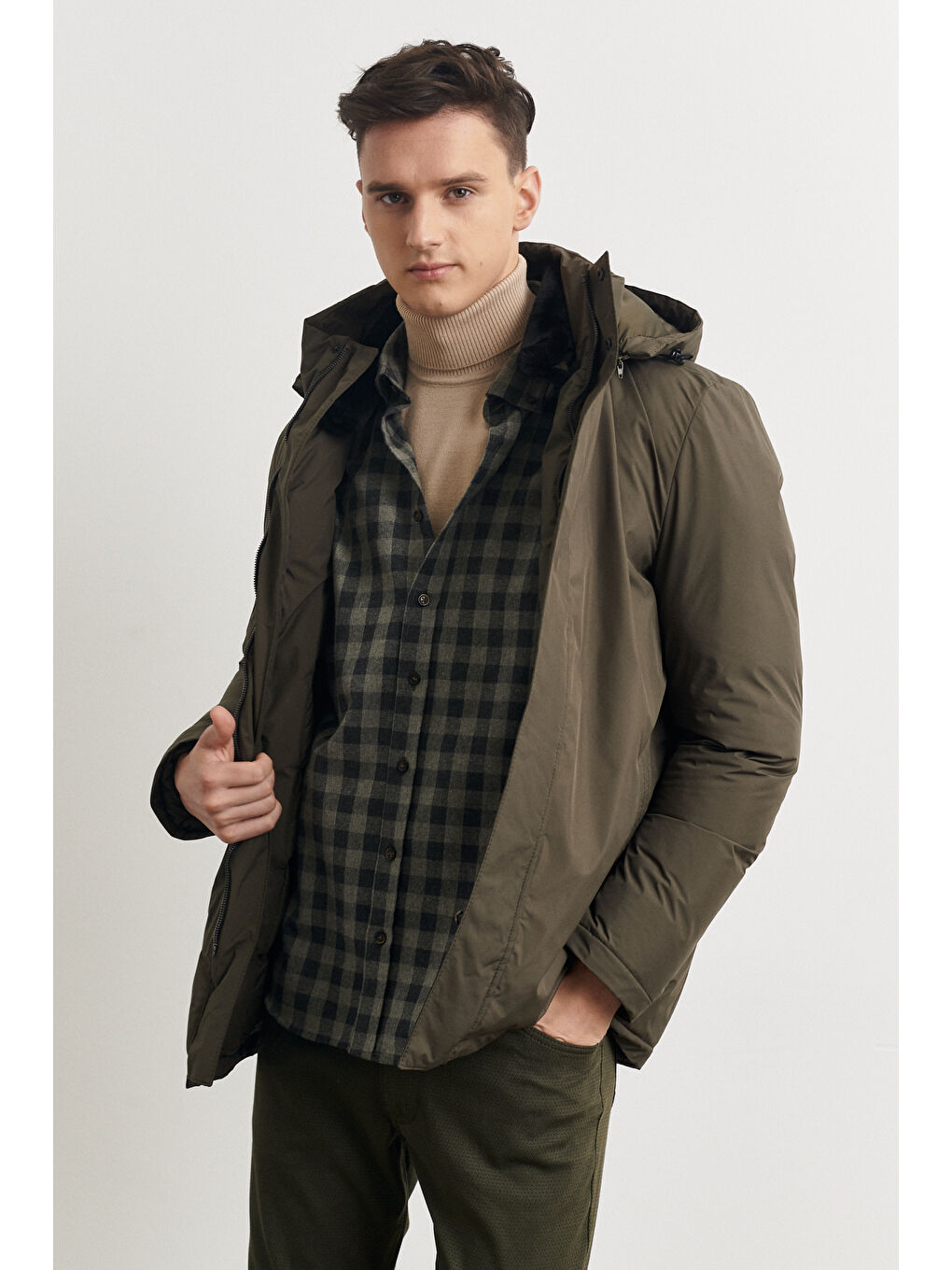 Erkek Haki Standart Fit Normal Kesim Yaka İçi Kürklü Kışlık Mont-6