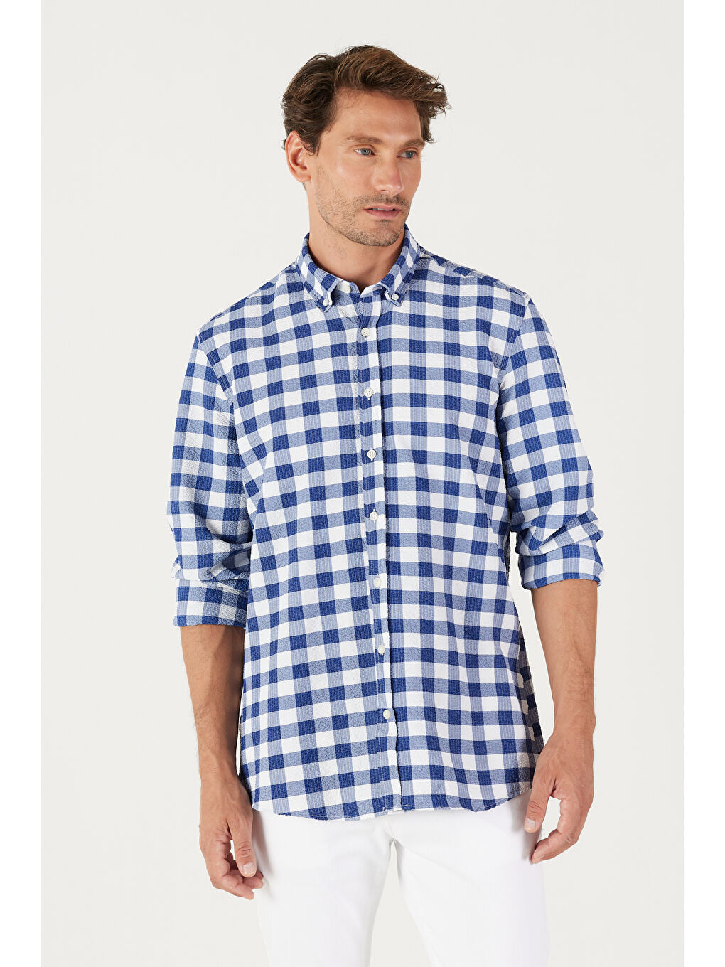 Erkek Beyaz-Lacivert Slim Fit Dar Kesim Düğmeli Yaka Gofre Desenli Gömlek-2