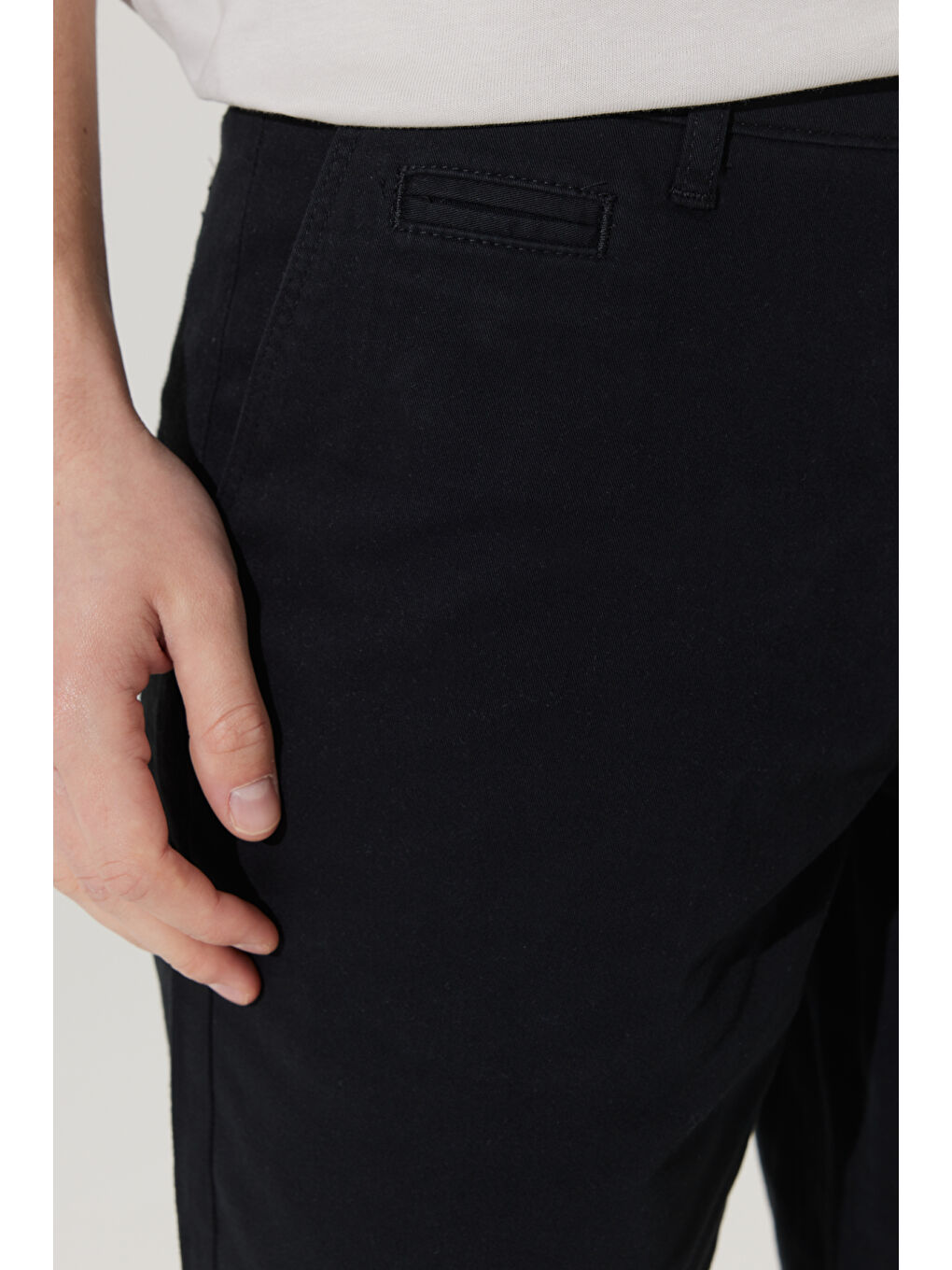 Erkek Siyah Slim Fit Dar Kesim Yan Cepli Chino Şort-5