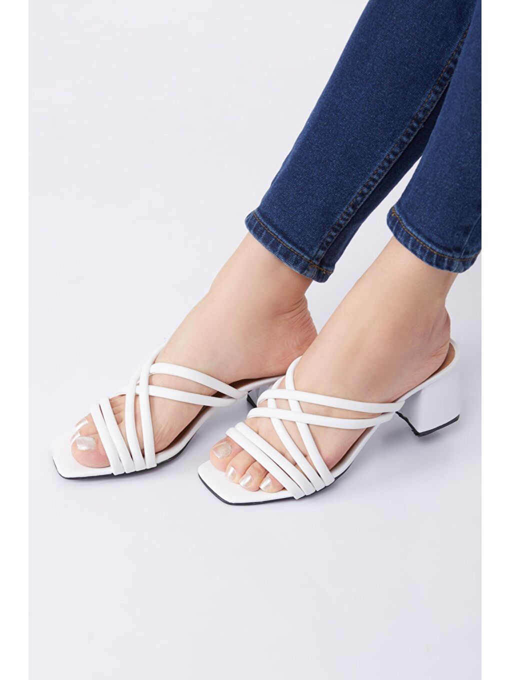 Kadın Beyaz Topuklu Terlik - 24794