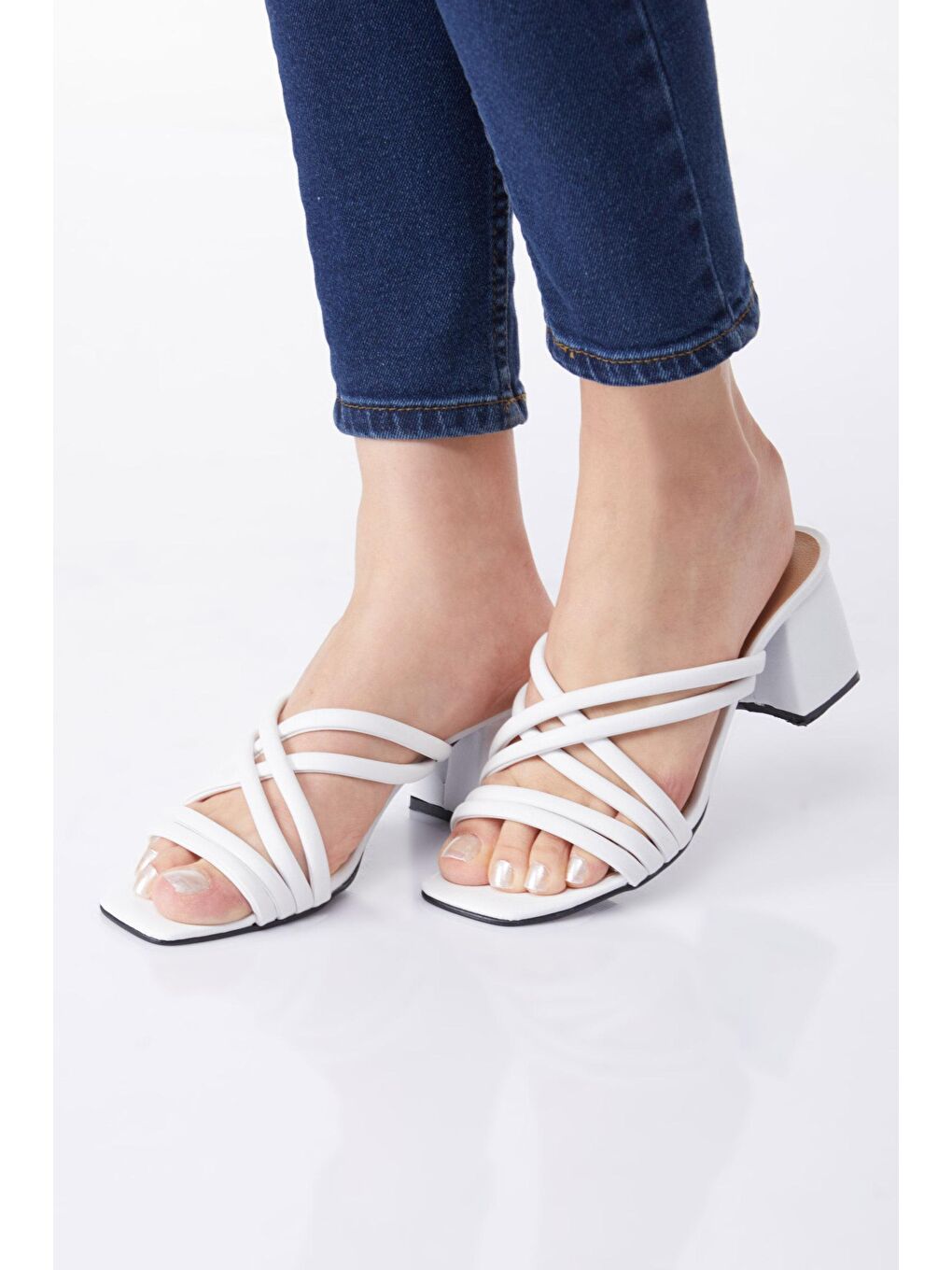 Kadın Beyaz Topuklu Terlik - 24794-2