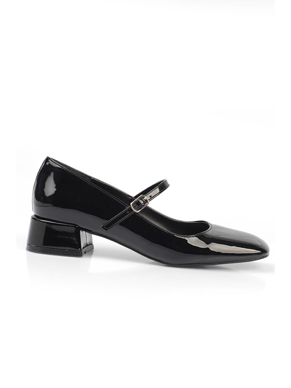 Siyah Küt Burunlu Bantlı Alçak Topuk Kadın Ayakkabı-2