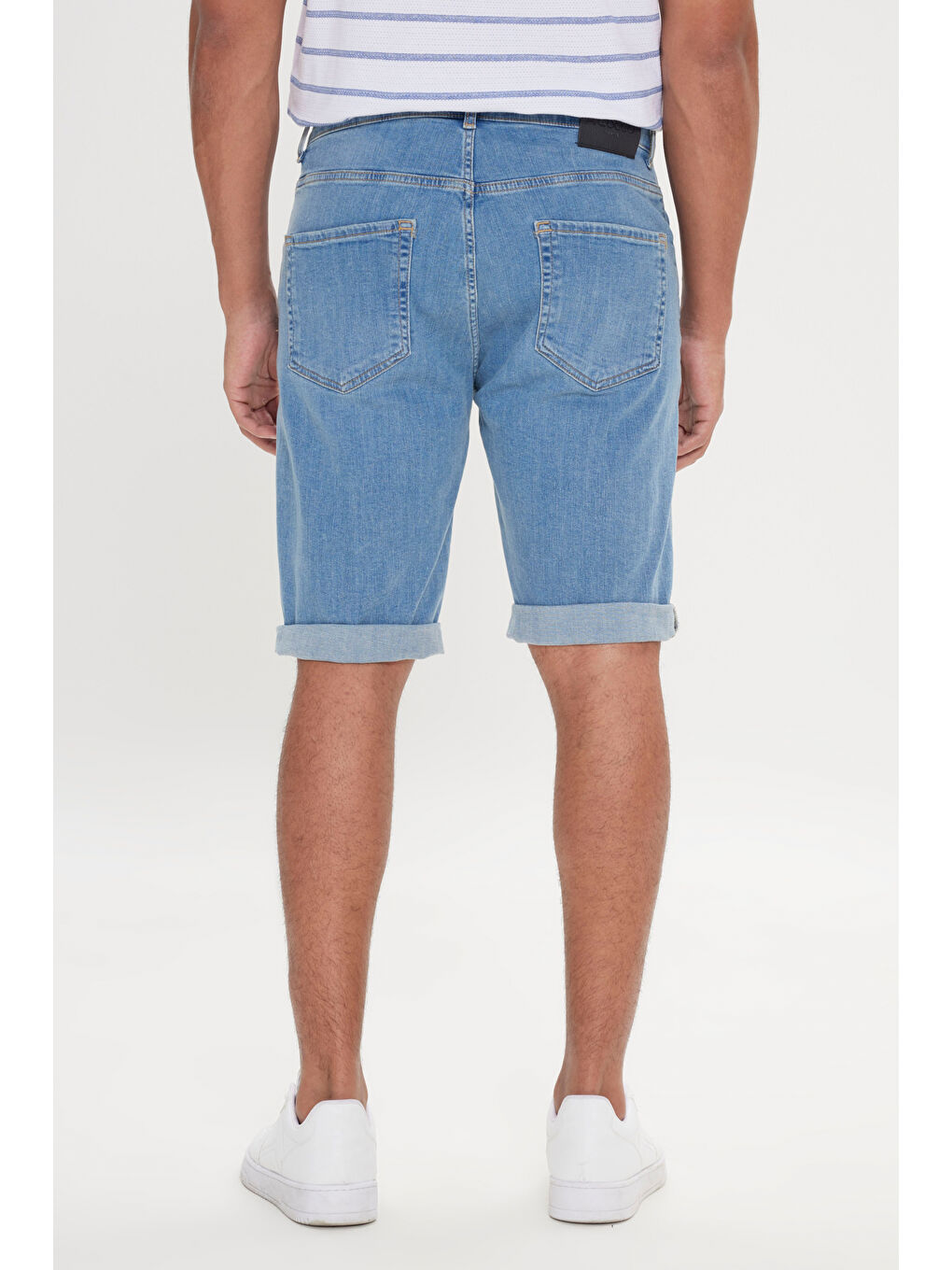 Erkek Mavi Slim Fit Dar Kesim Pamuklu Esnek Denim Şort-4