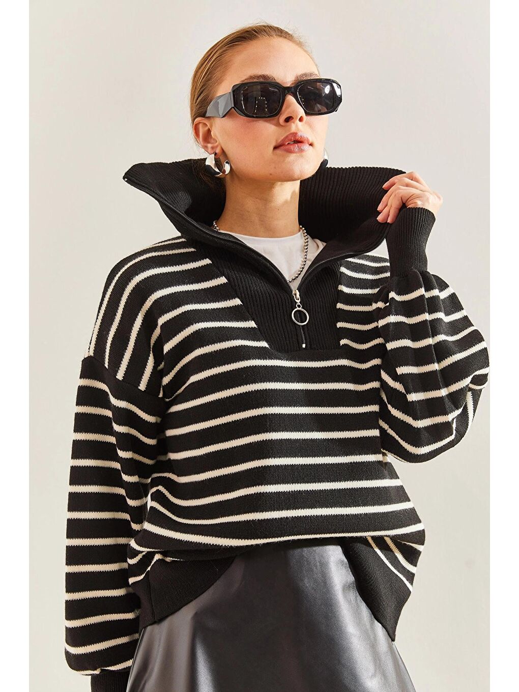 Siyah Kadın Çizgili Fermuarlı Triko Kazak-2