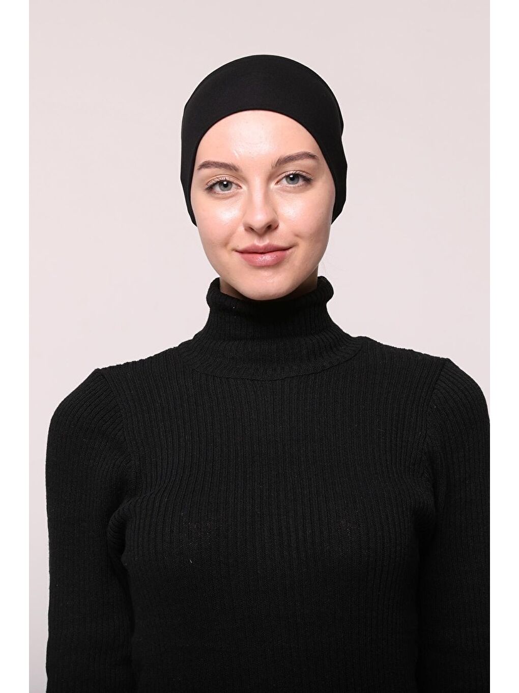 Altobeh Siyah Kadın Penye Dikişsiz Tesettür Bandana Bone Spor Saç Bandı - 1