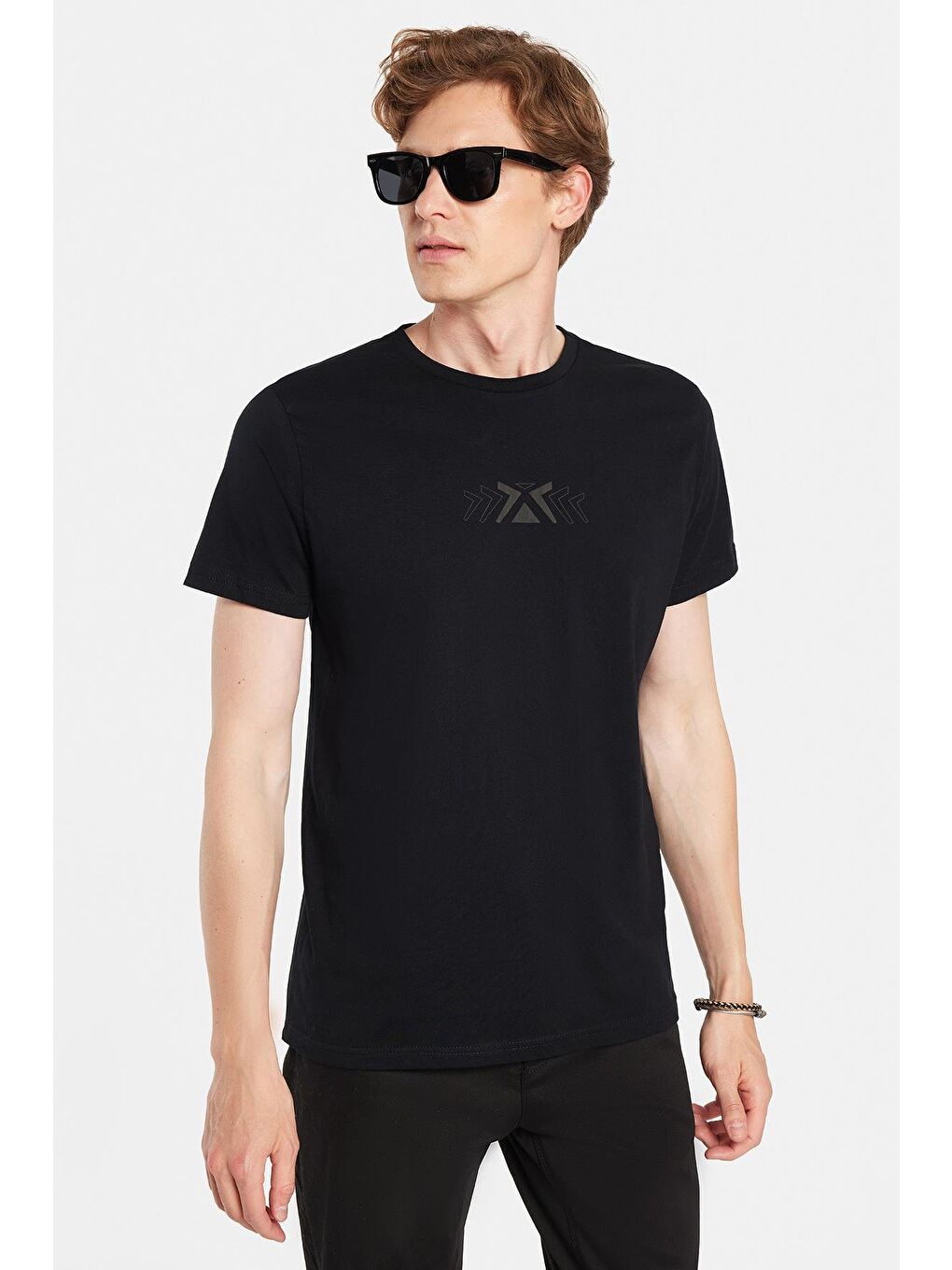 Erkek Slim Fit Dar Kesim %100 Pamuk Yumuşak Dokulu Baskılı Siyah Bisiklet Yaka Tişört