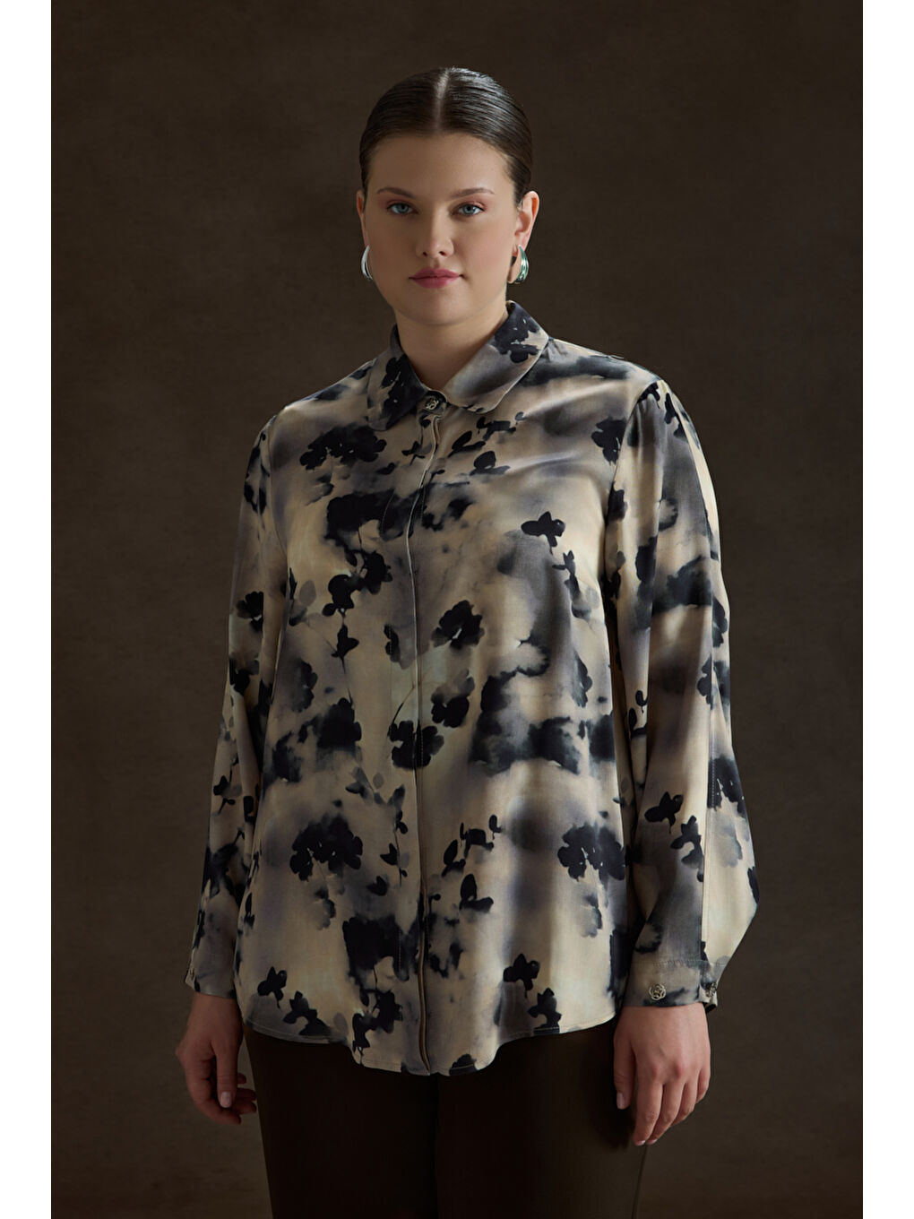 Bej Desenli Viscon Bluz