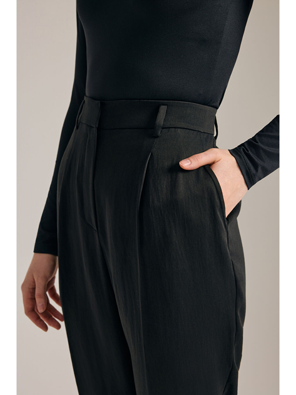 Siyah Lyocell Pantolon-3