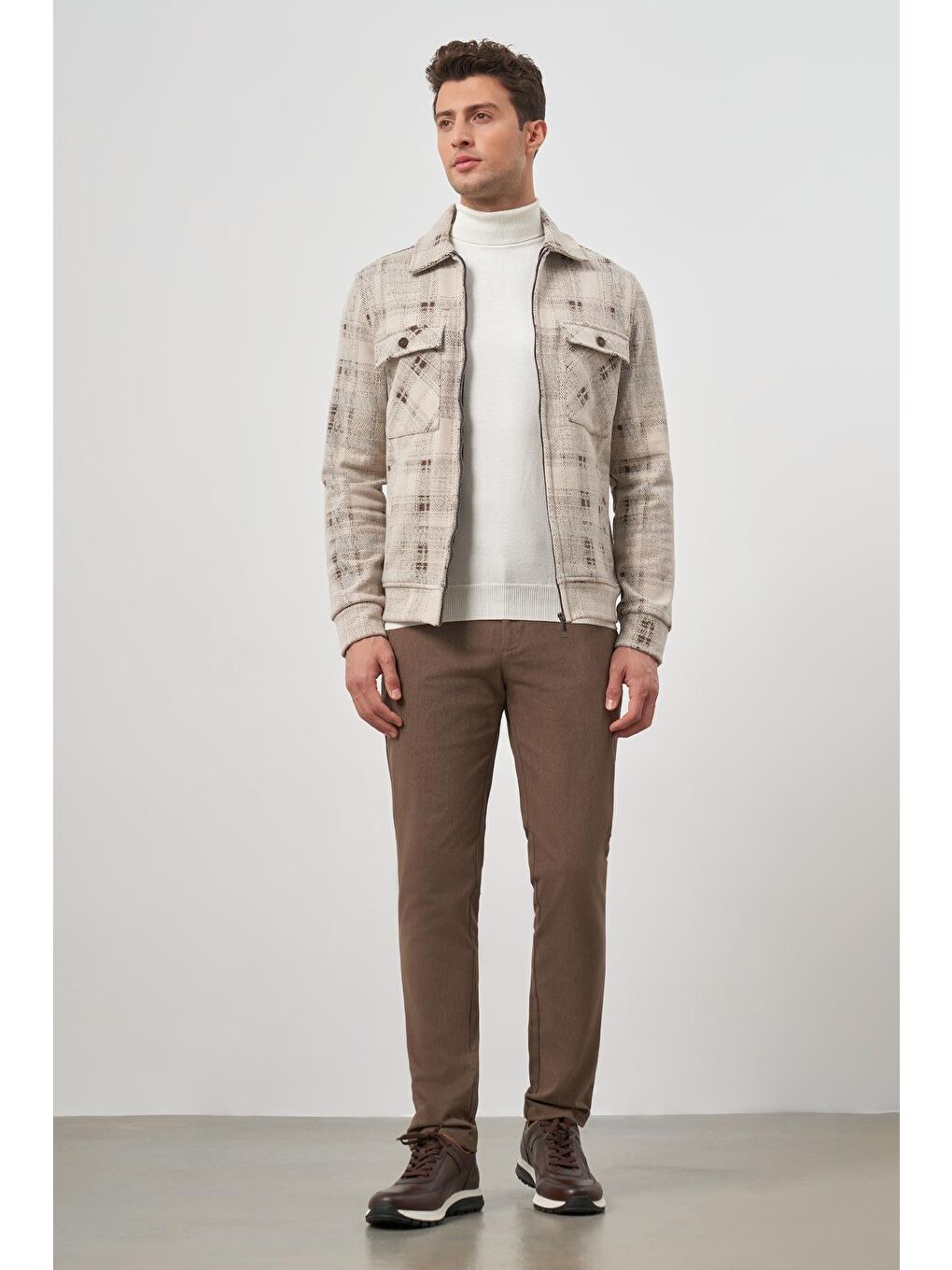 Kahverengi Taba Örme Bebe Yaka Kendinden Desenli Yırtmaçsız Astarsız Slim Fit Classic Mont 1007245157-1