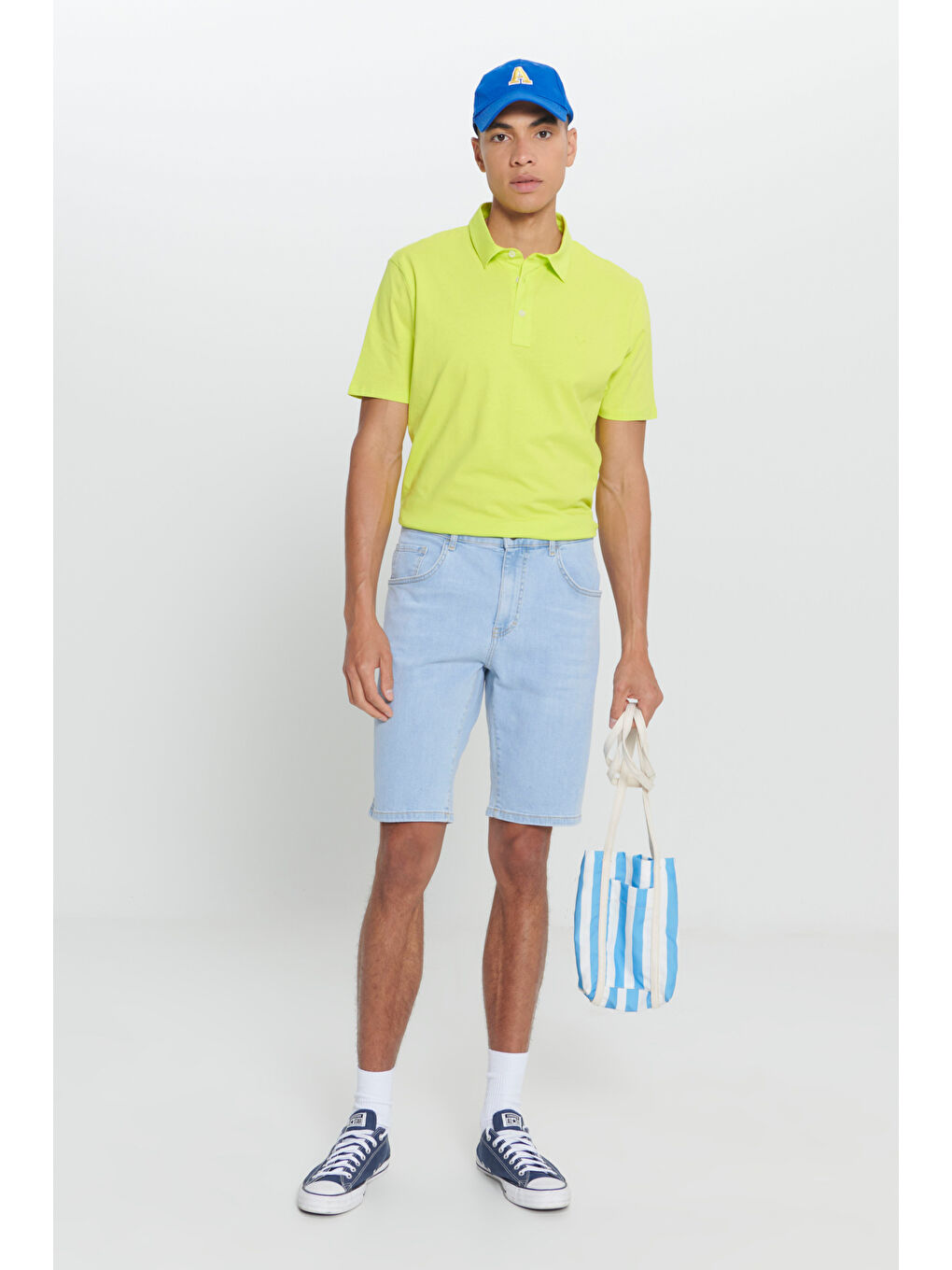 Erkek Açık Mavi Slim Fit Dar Kesim Pamuklu Esnek Denim Şort