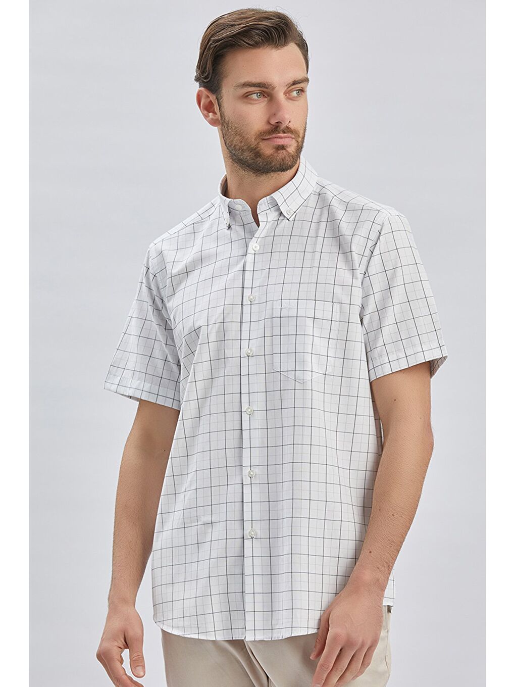 Beyaz Kısa Kollu Ekoseli Cepli Pamuklu Klasik Comfort Fit Rahat Kesim Gömlek 1004240220-1