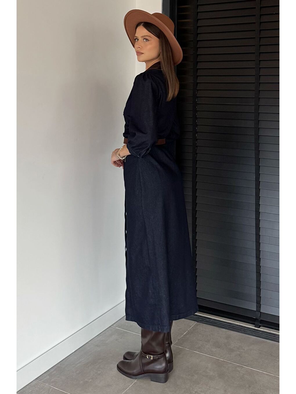 Lacivert Kadın Boydan Düğmeli Bel Kemer Aksesuarlı Jean Jean Elbise-4