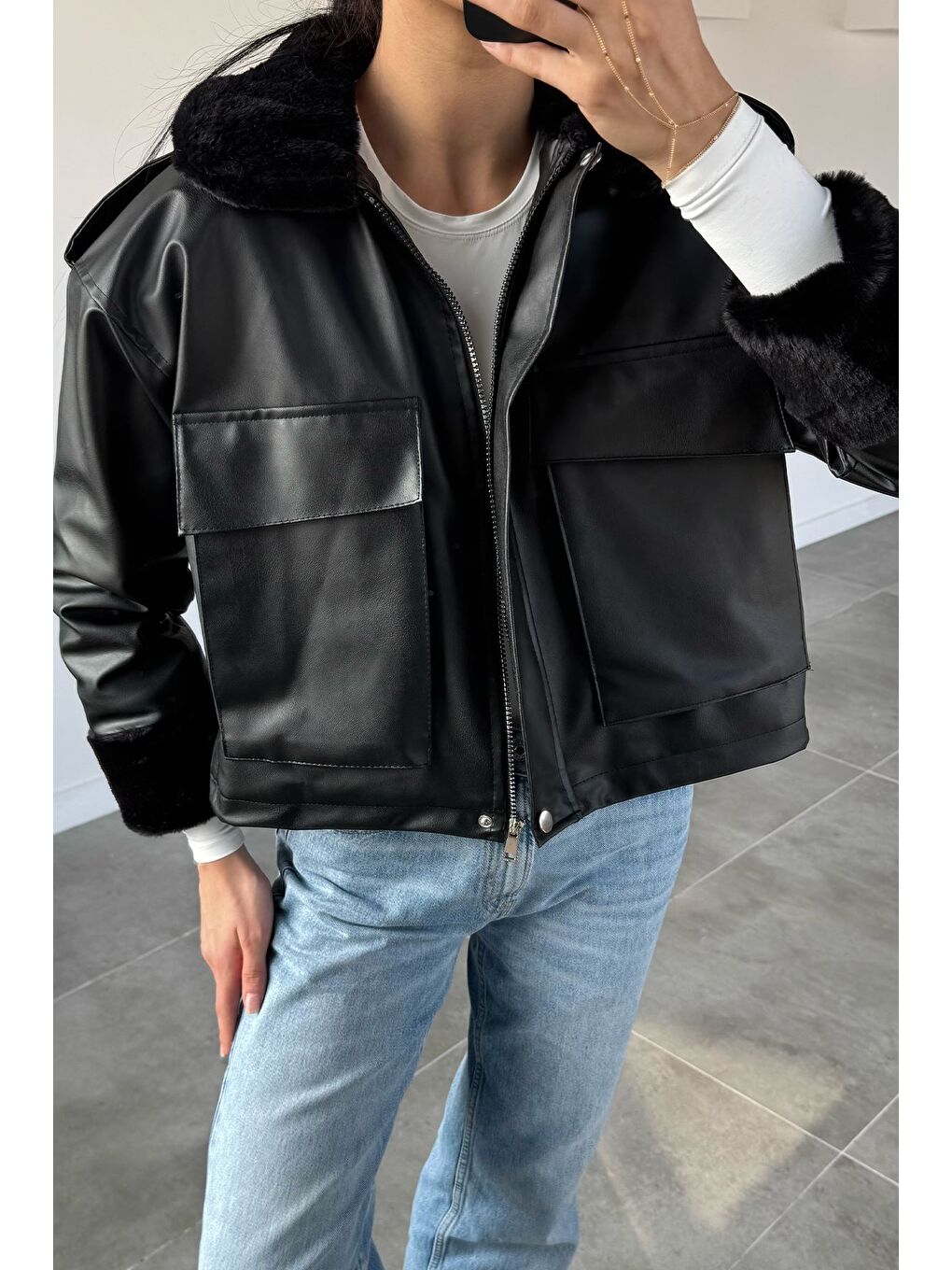 Siyah Kadın Bel Lastikli Kürklü Suni Deri Mont-2