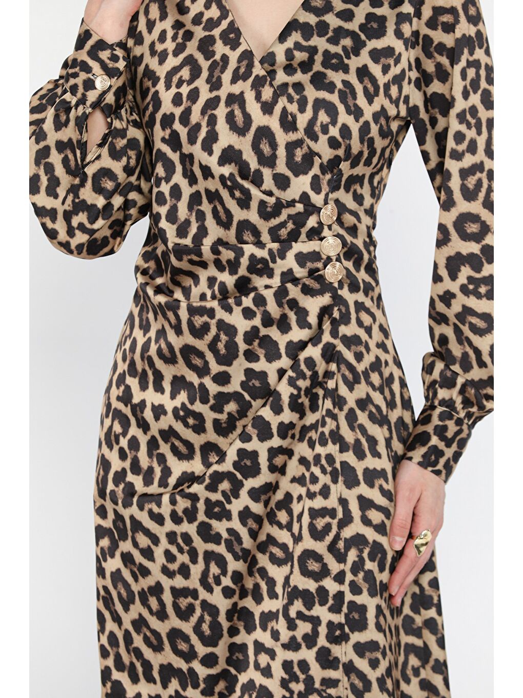 Kahverengi Leopar Desenli Drapeli Saten Elbise-3