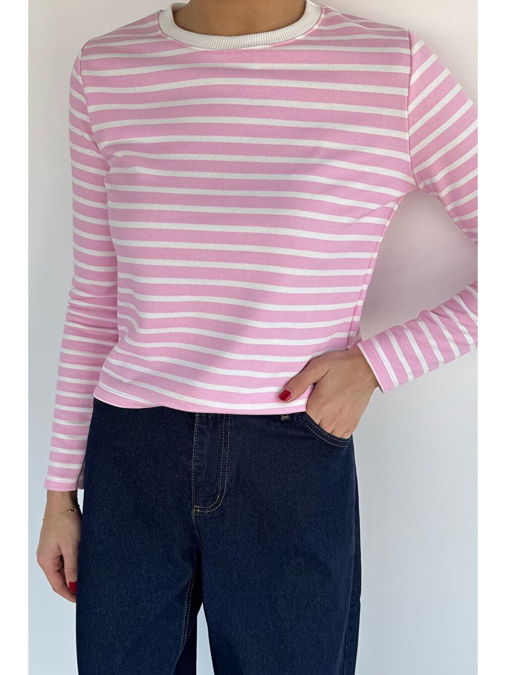 Pembe Kadın Bisiklet Yaka Çizgi Desenli Sweatshirt-1