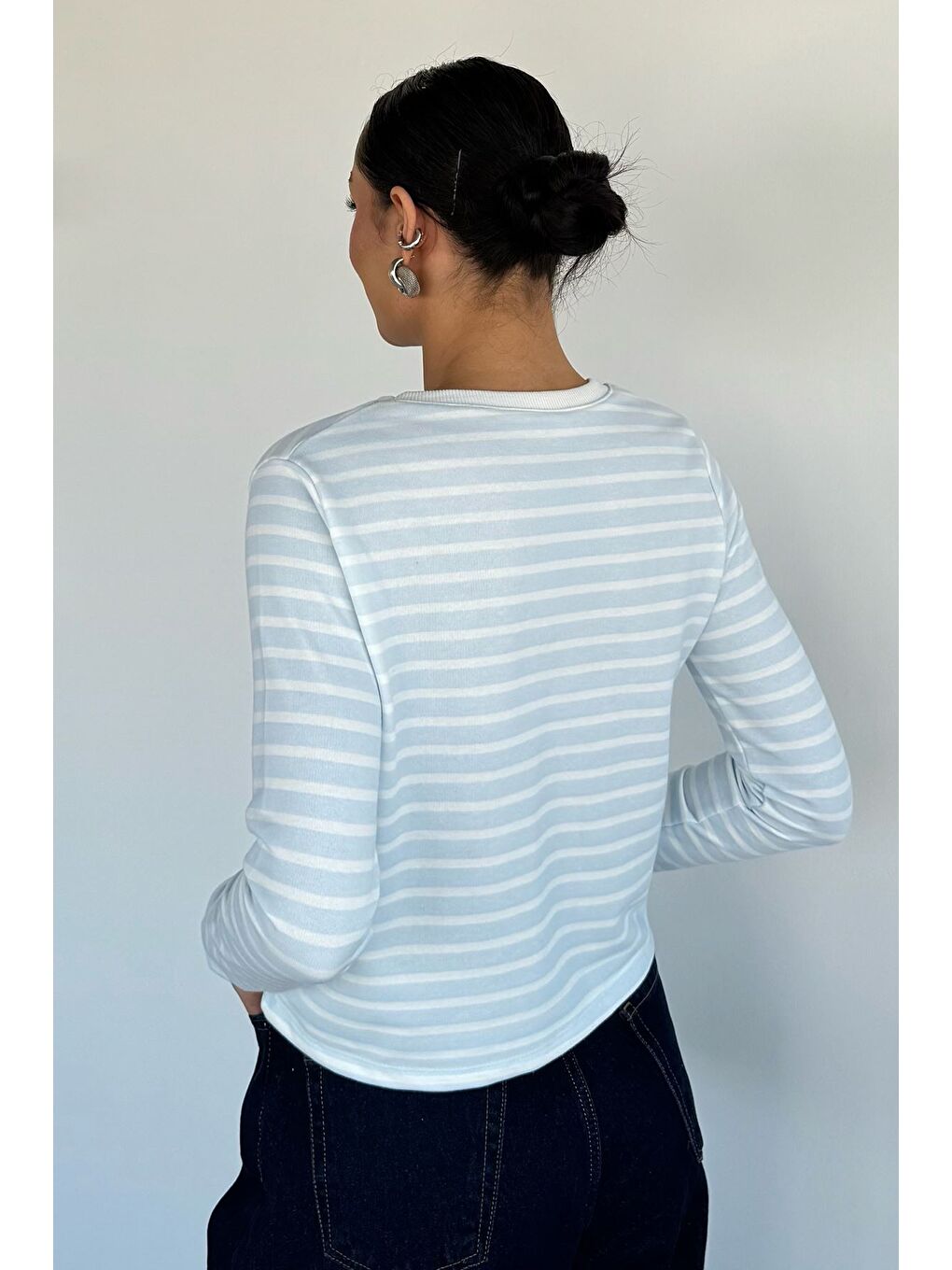 Mavi Kadın Bisiklet Yaka Çizgi Desenli Sweatshirt-3