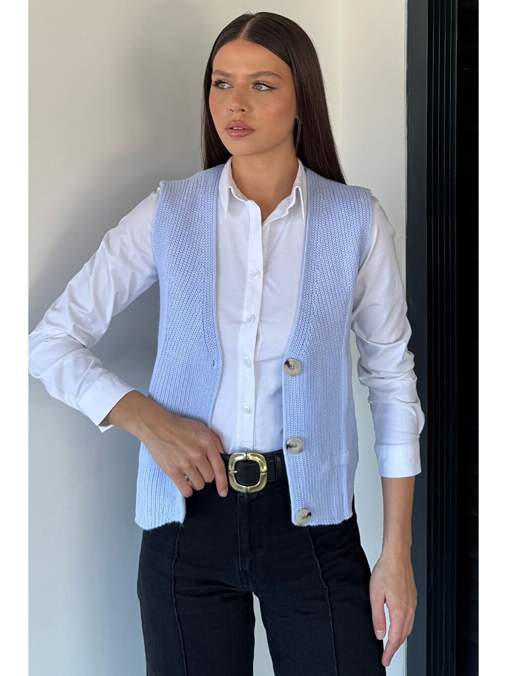 Mavi Kadın V Yaka Ön Düğmeli Triko Yelek-2