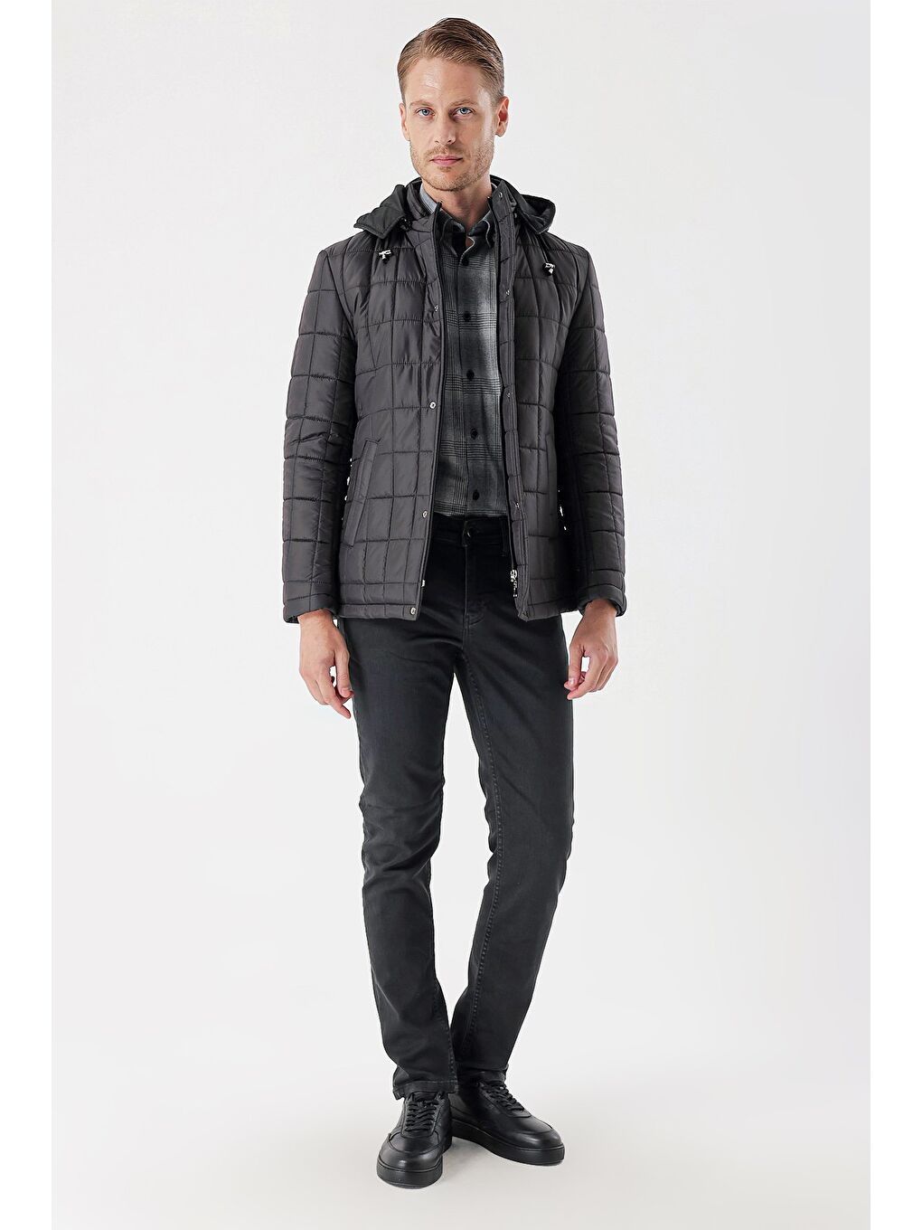 Koyu Antrasit Kapüşonlu Astarlı Slim Fit Dar Kesim Casual Mont 1007235158-1
