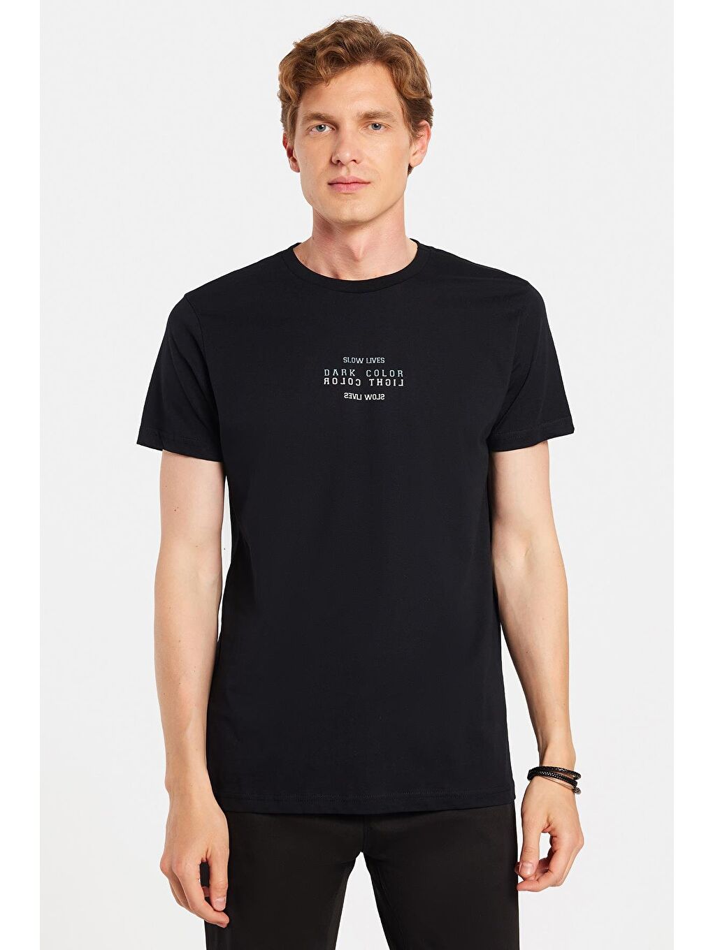 Erkek Slim Fit Dar Kesim %100 Pamuk Yumuşak Dokulu Baskılı Siyah Bisiklet Yaka Tişört-3