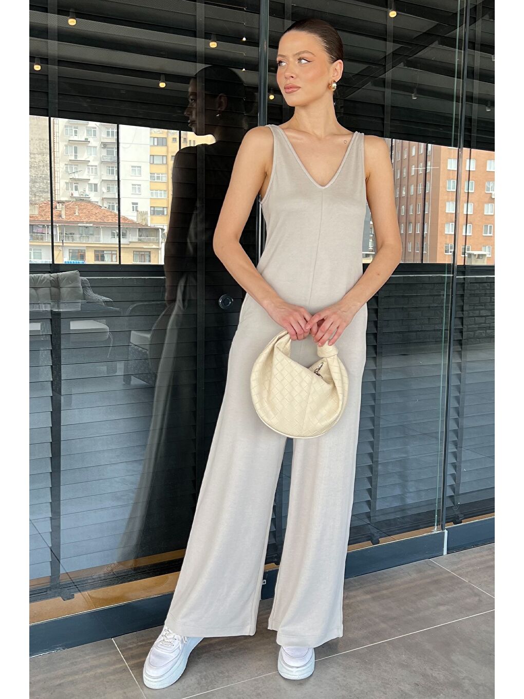 Bej Kadın Cepli Bol Paça Tulum