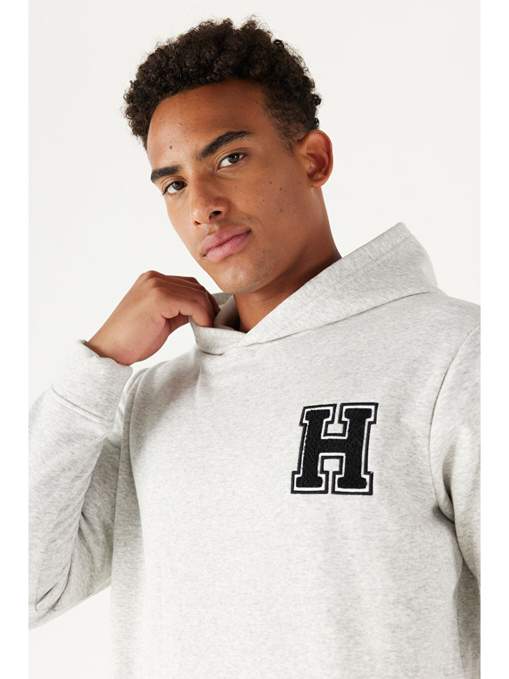 Erkek Gri Melanj Standart Fit Normal Kesim İçi Şardonlu Kapüşonlu Sweatshirt-4