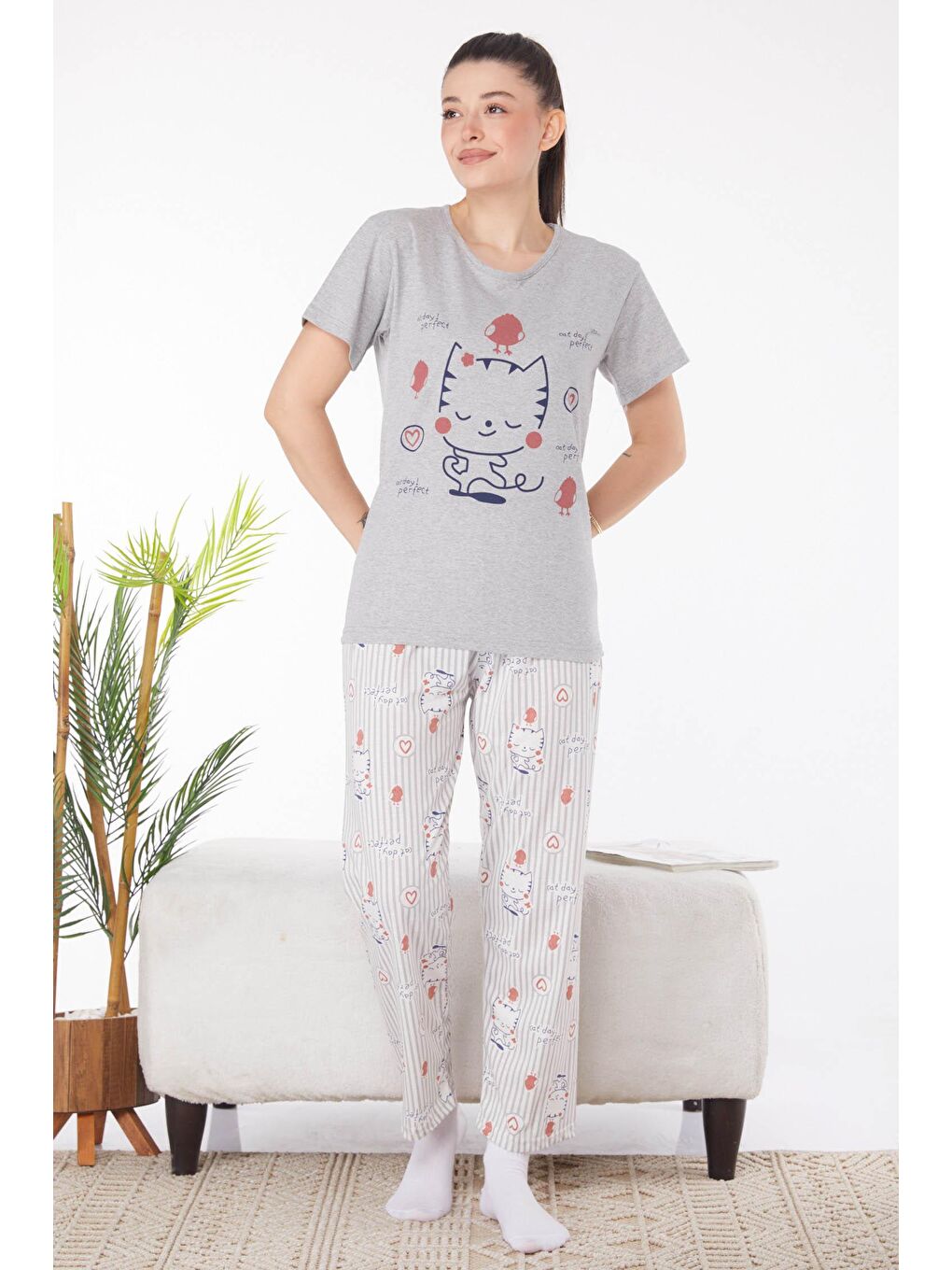 Bisiklet Yaka Kadın Gri Baskılı Pijama Takımı - 25813