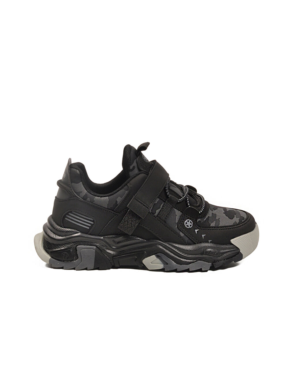 Siyah Cırtlı Hafif Esnek Erkek Çocuk Spor Ayakkabı 2021 F-1