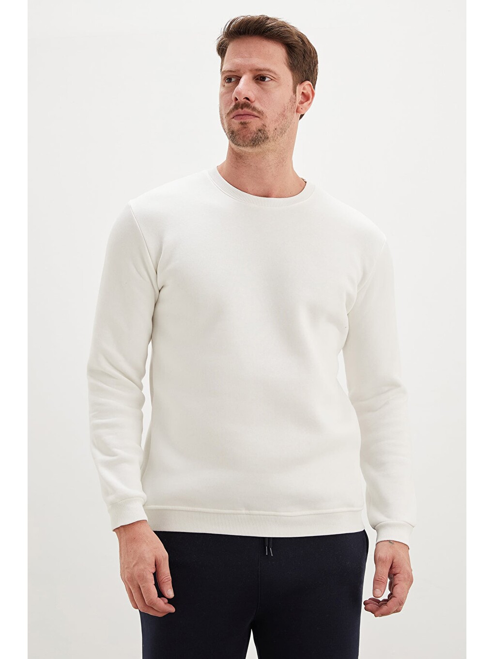 Ekru 3 İplik Basic Bisiklet Yaka Sweatshirt-2