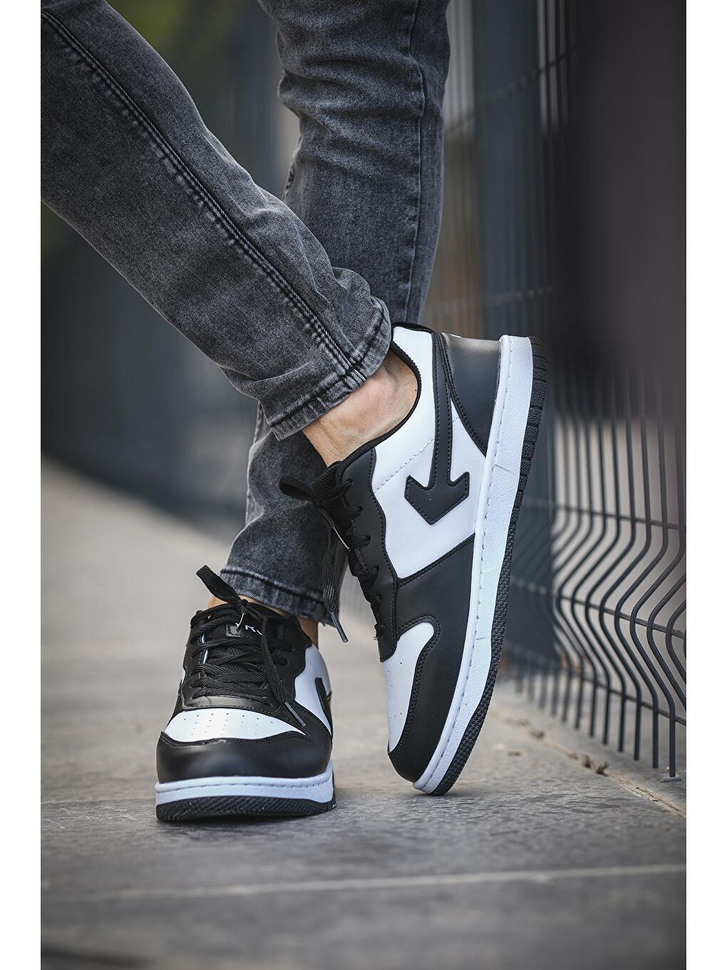 Siyah Creed Kalın Taban Erkek Sneaker-2