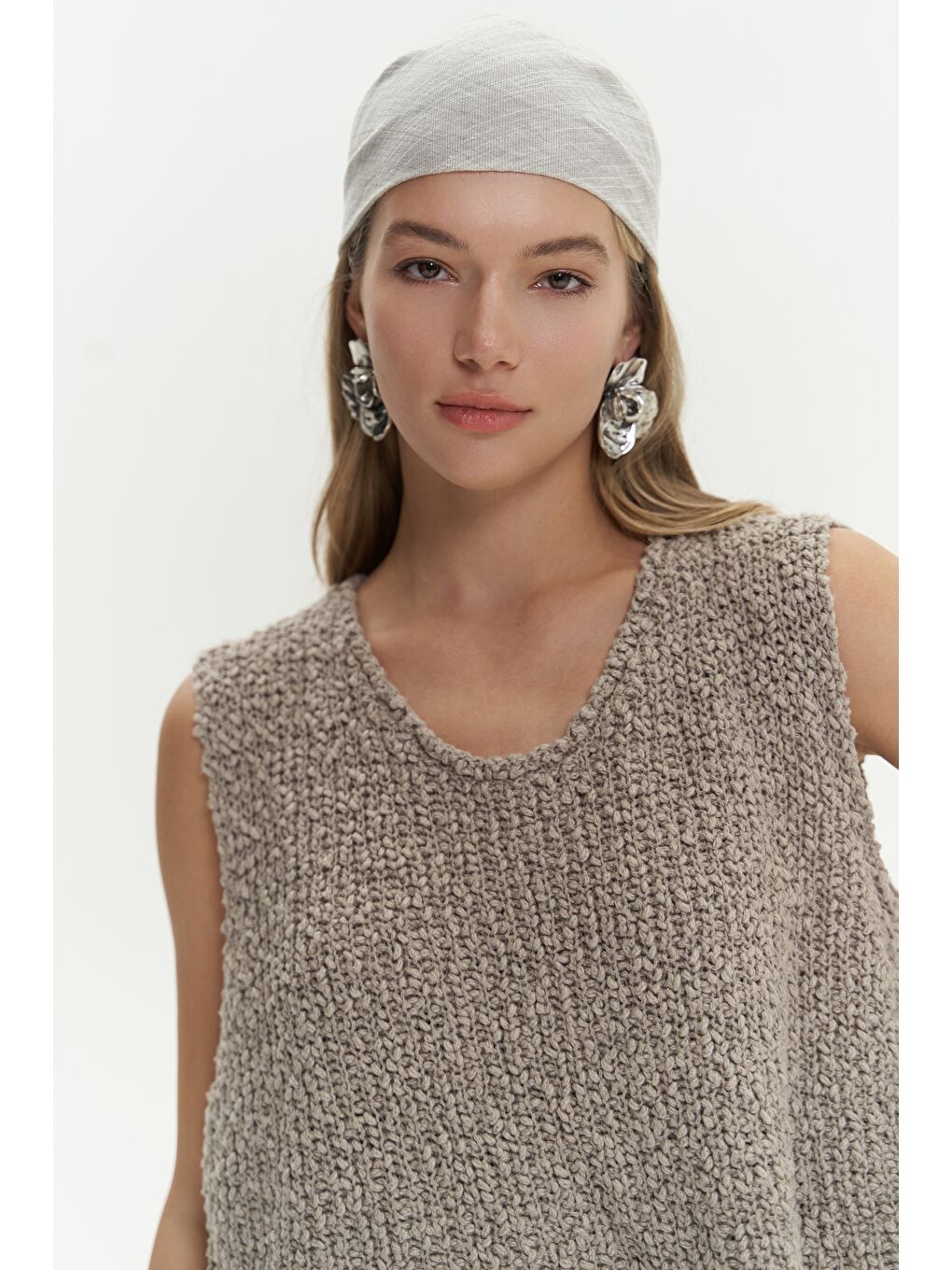 Bej Knitle Rahat Kalıp Triko Vizon Crop-1