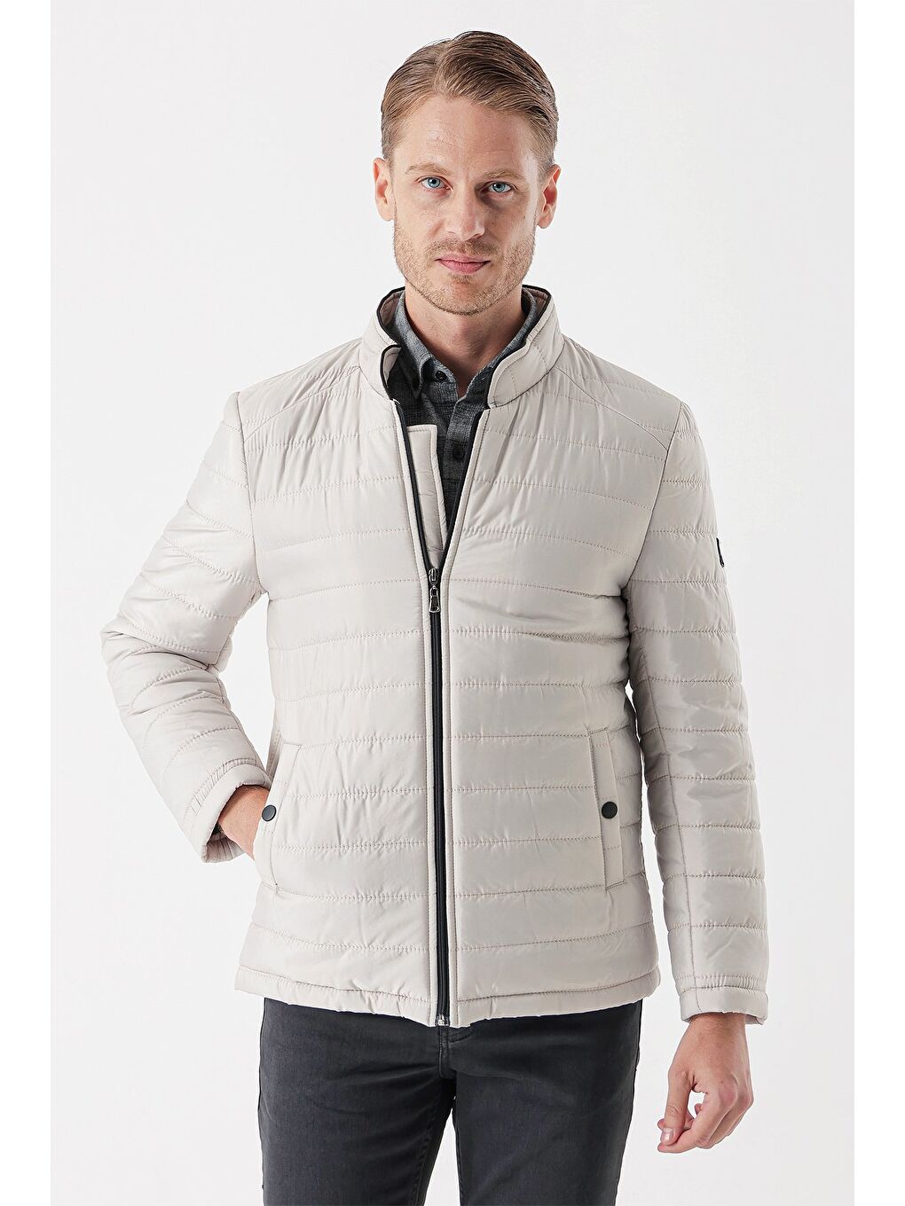 Bej Taş Rengi Hakim Yaka Astarlı Slim Fit Dar Kesim Casual Kapitone Mont 1007235156