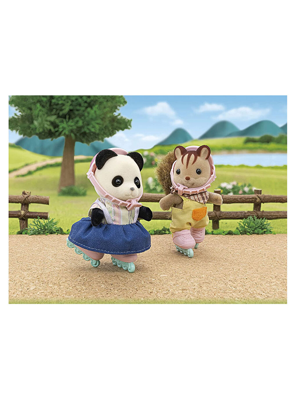 Sylvanian Families Renksiz Bisiklet ve Paten Seti -Panda Kız- 5652