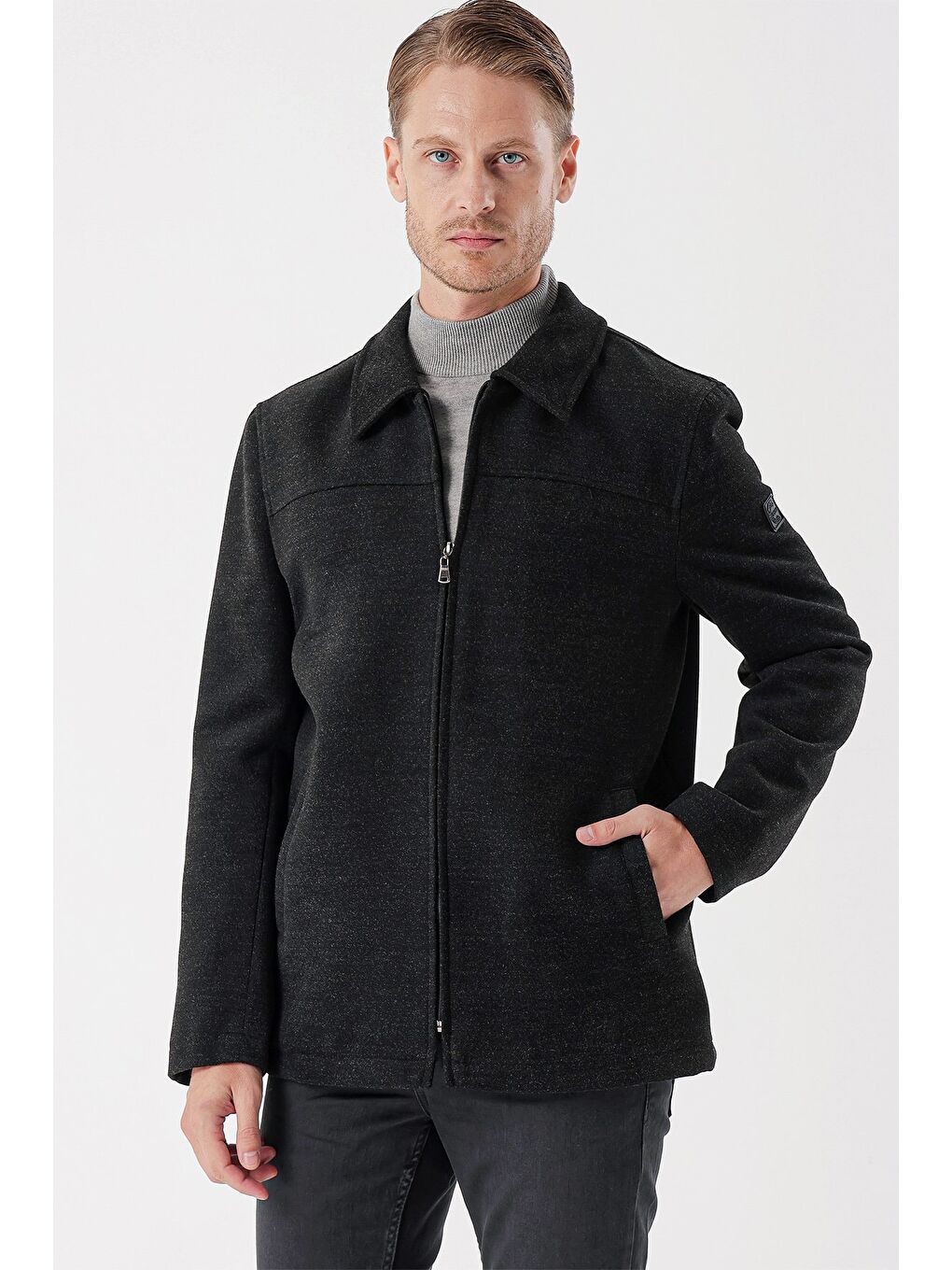 Koyu Antrasit Kaşe Bebe Yaka Astarlı Slim Fit Dar Kesim Casual Mont 1007235155-2