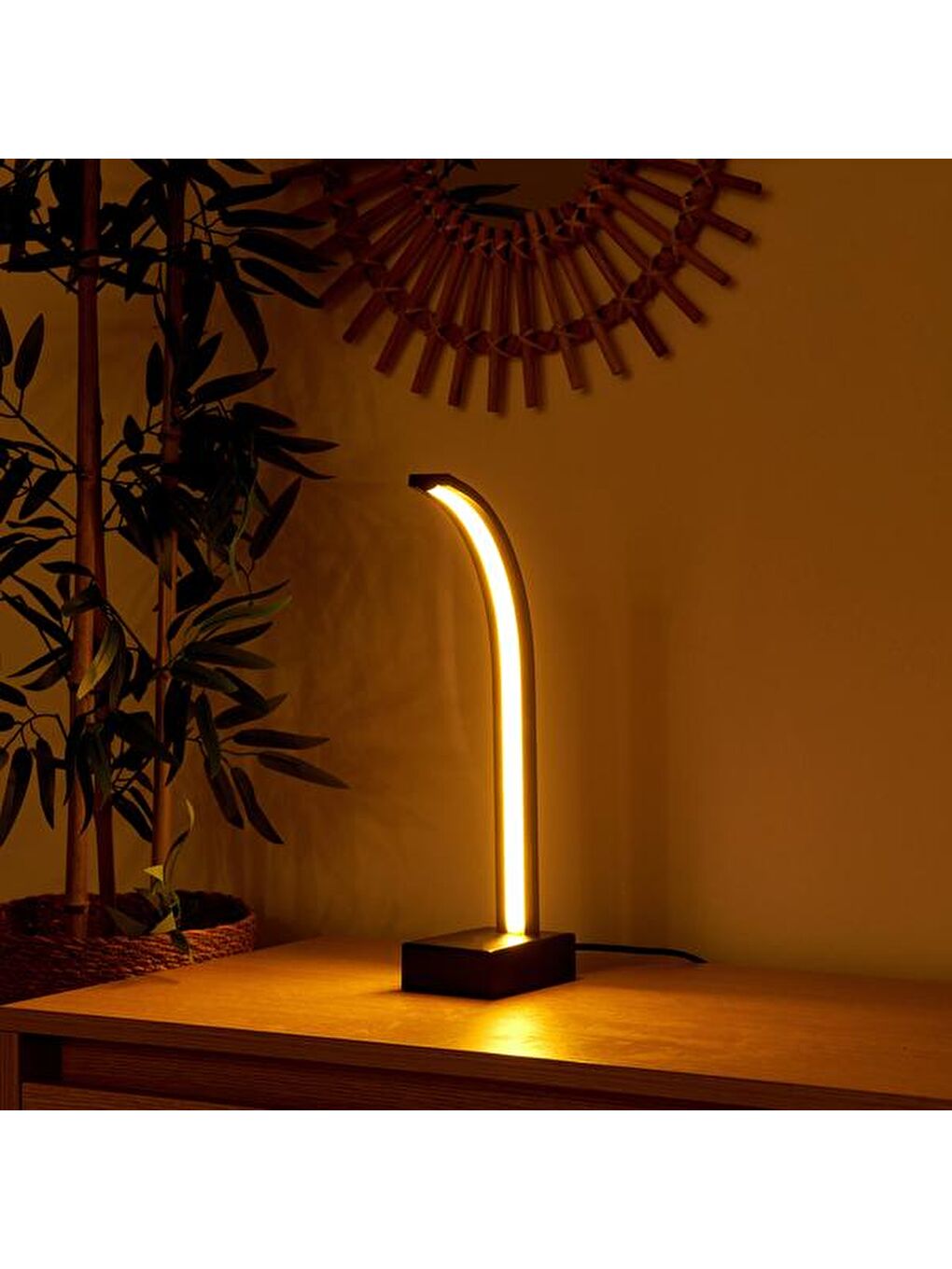 Mira Led Masa Lambası - Siyah