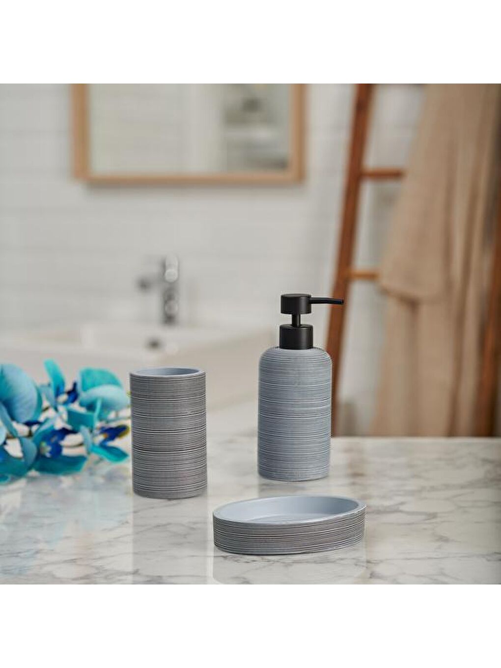 Gri Line 3'lü Banyo Aksesuar Seti