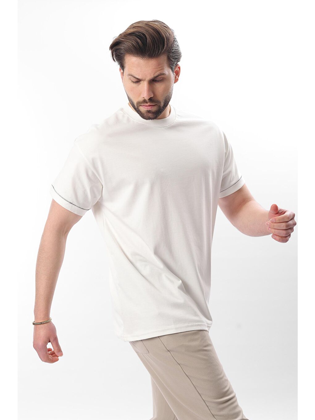 Ekru Bisiklet Yaka Çoban Dikişli Overfit Erkek %100 Pamuk Tişört E7103-2