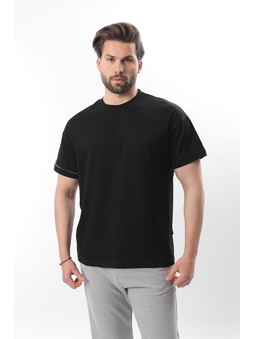 Siyah Bisiklet Yaka Çoban Dikişli Overfit Erkek %100 Pamuk Tişört E7103-2