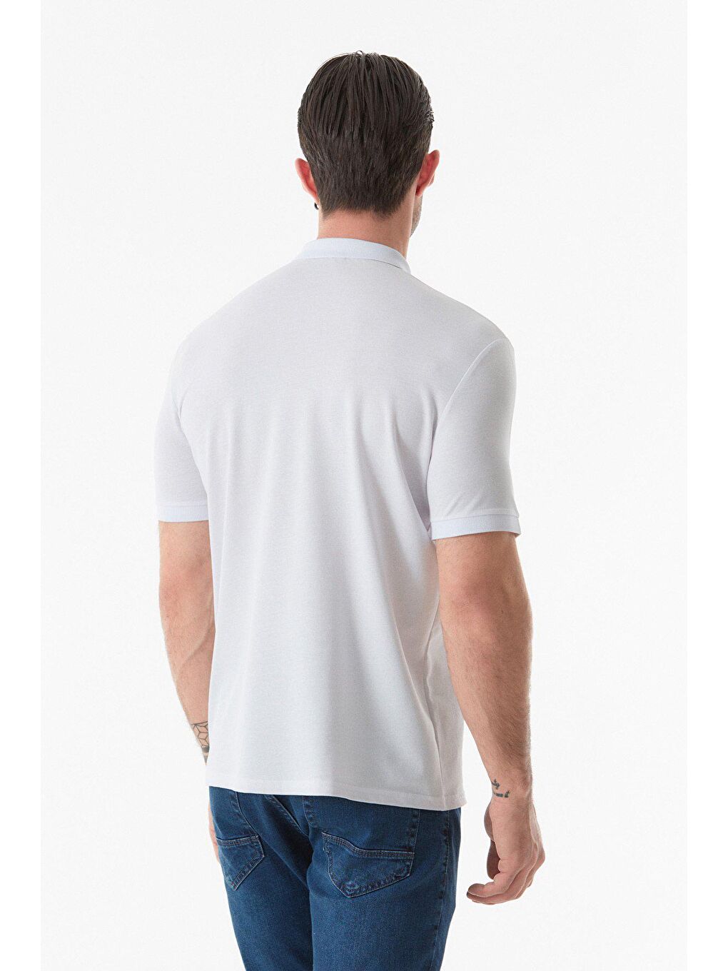 Beyaz Basic Yakası Çıtçıtlı Polo Yaka Tişört-2