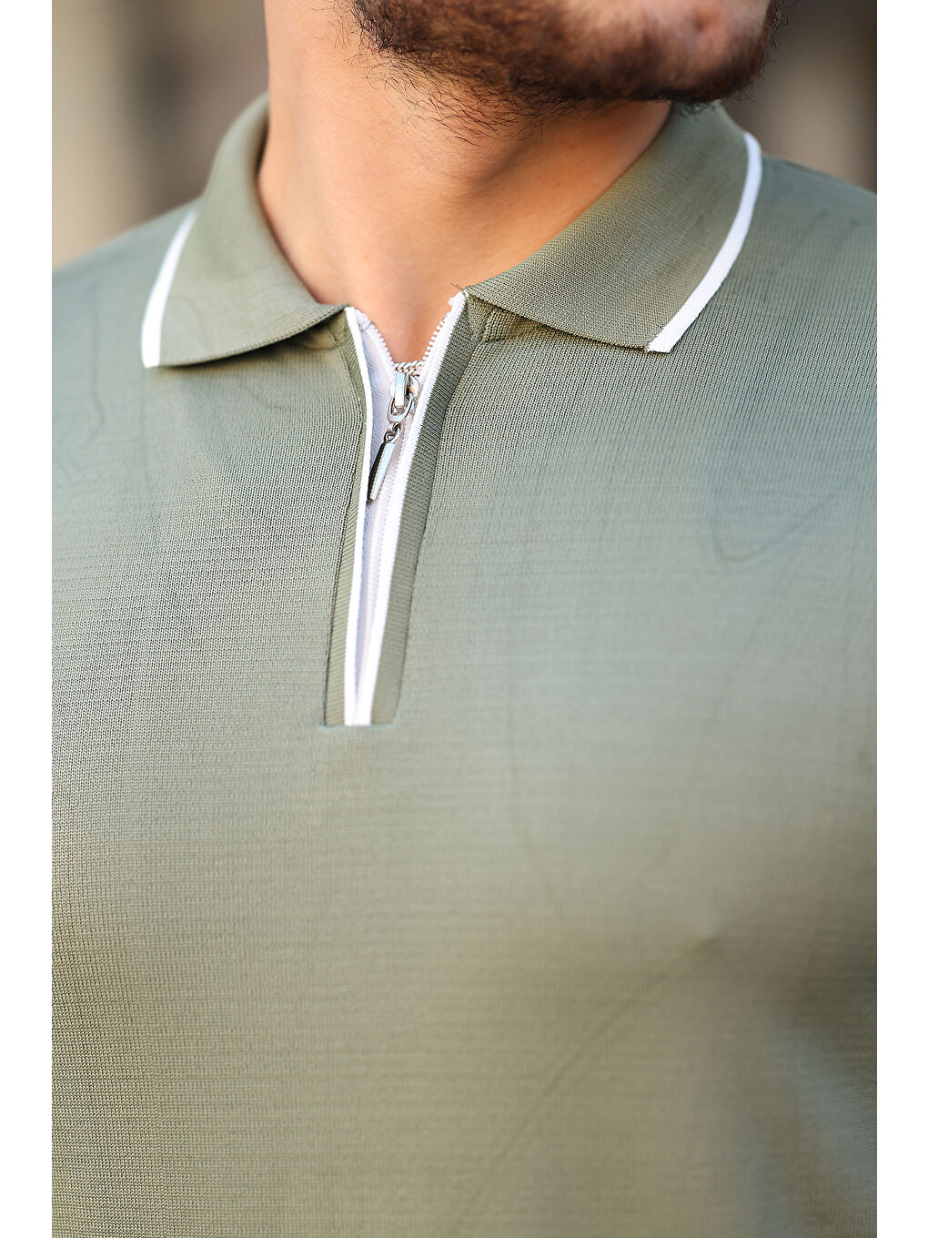 Yeşil Fermuar Yaka Çizgi Detaylı Erkek Kazak-1