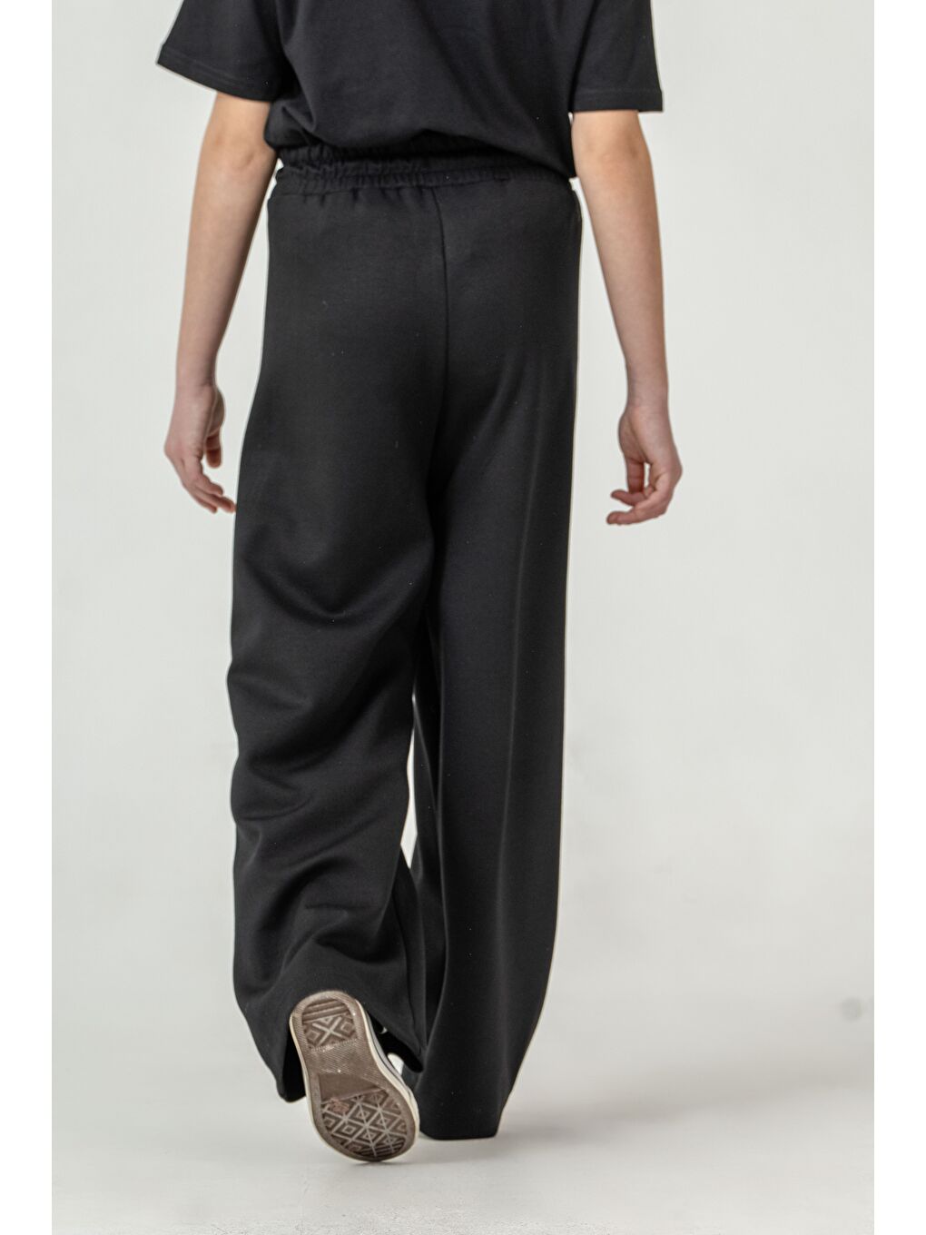 Siyah Ön Pileli Kız Çocuk Eşofman Altı-5