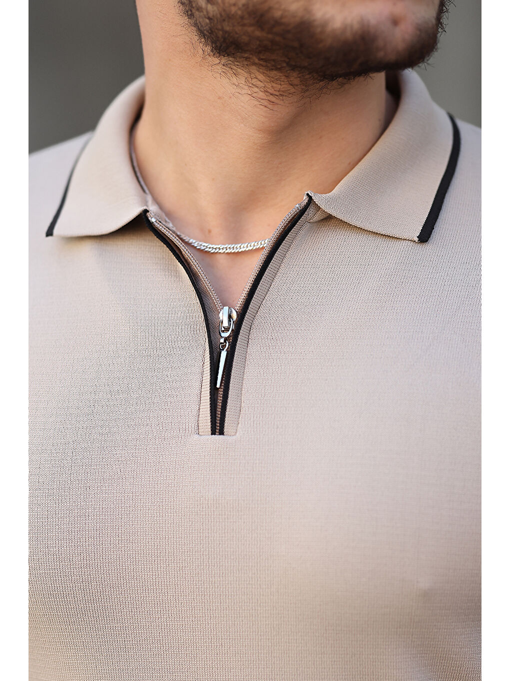 Bej Fermuar Yaka Çizgi Detaylı Erkek Kazak-1