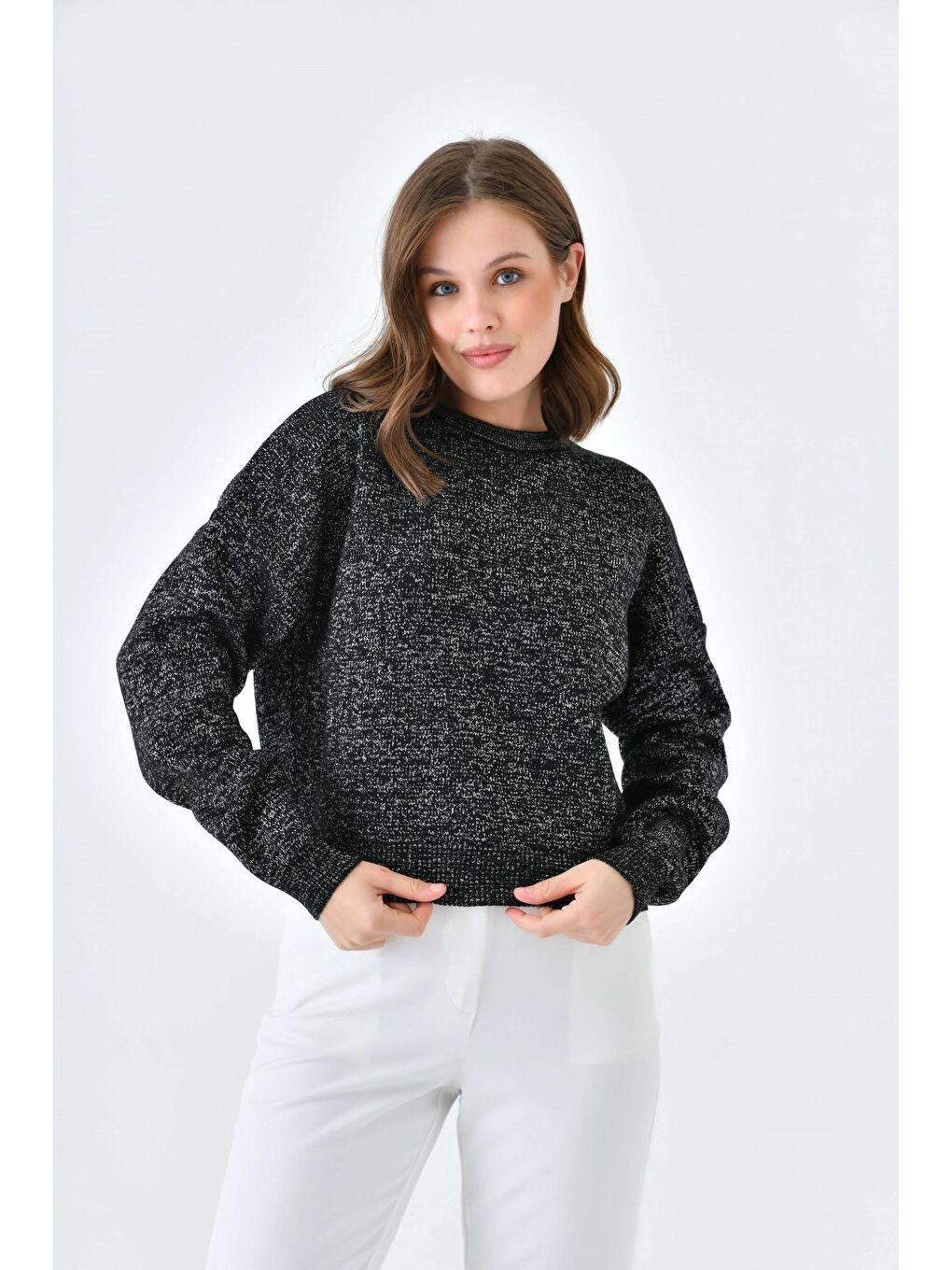 Siyah Bisiklet Yaka Simli Triko Kazak-1