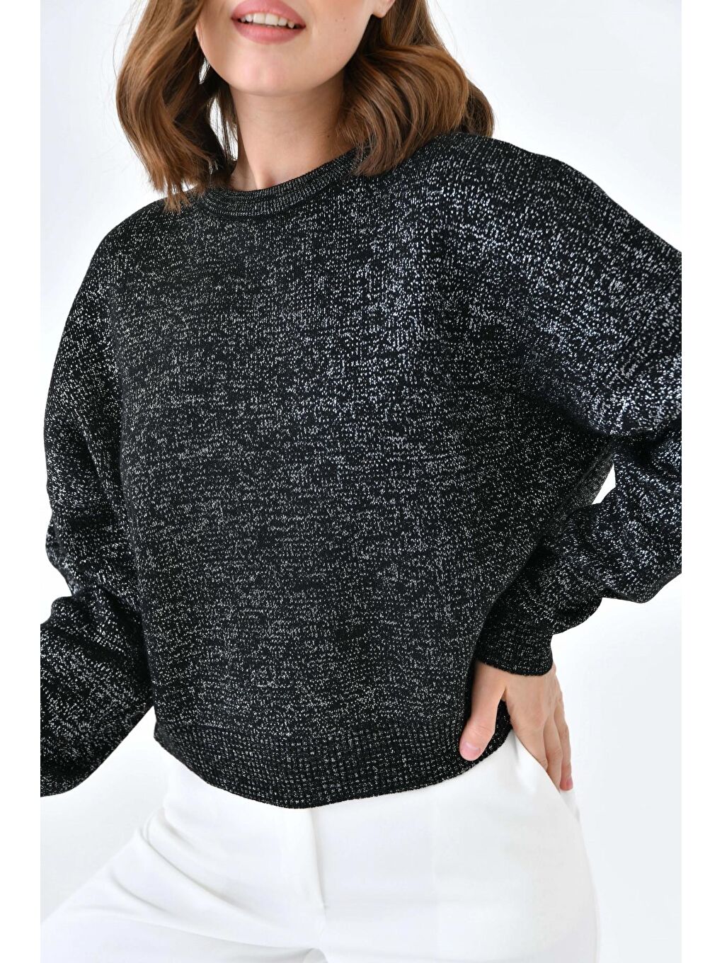 Siyah Bisiklet Yaka Simli Triko Kazak-2