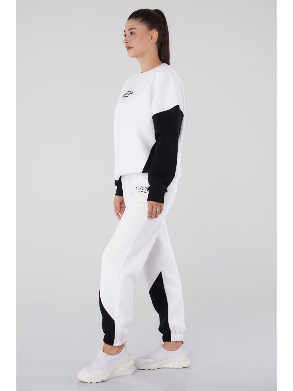 Bisiklet Yaka Kadın Siyah Garnili Eşofman Takımı - 26277-2