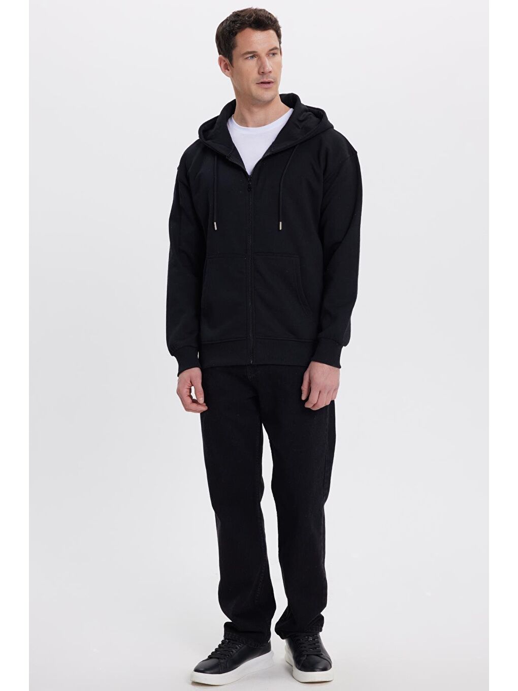 Erkek Relax Fit Rahat Kesim Pamuklu Tam Fermuarlı Kanguru Cepli Sırt Çantalı Siyah Sweatshirt-3